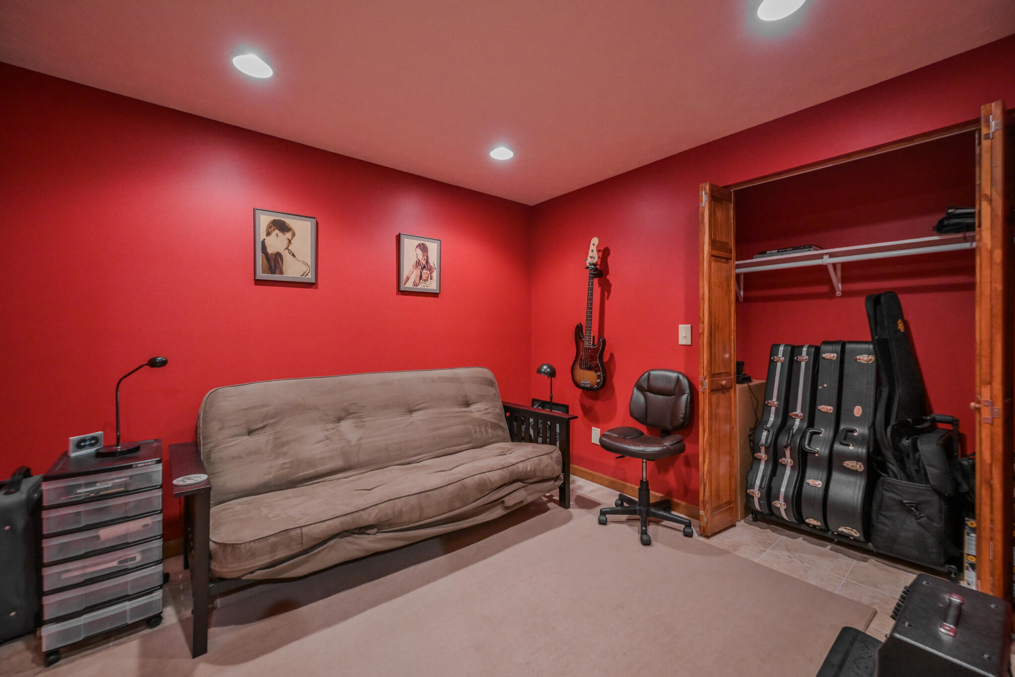 660 Eva Circle, Springfield, Ohio 45504