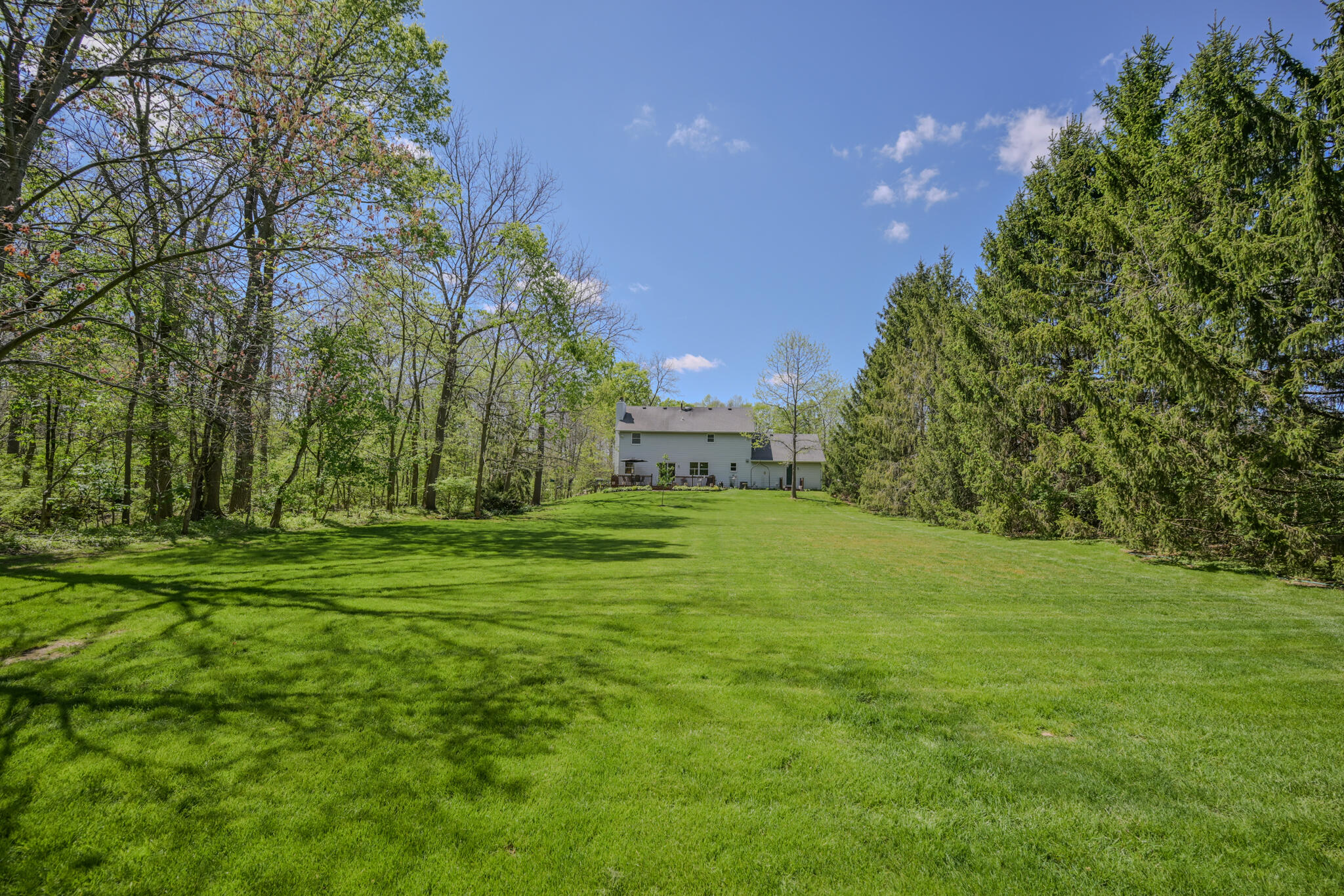 660 Eva Circle, Springfield, Ohio 45504