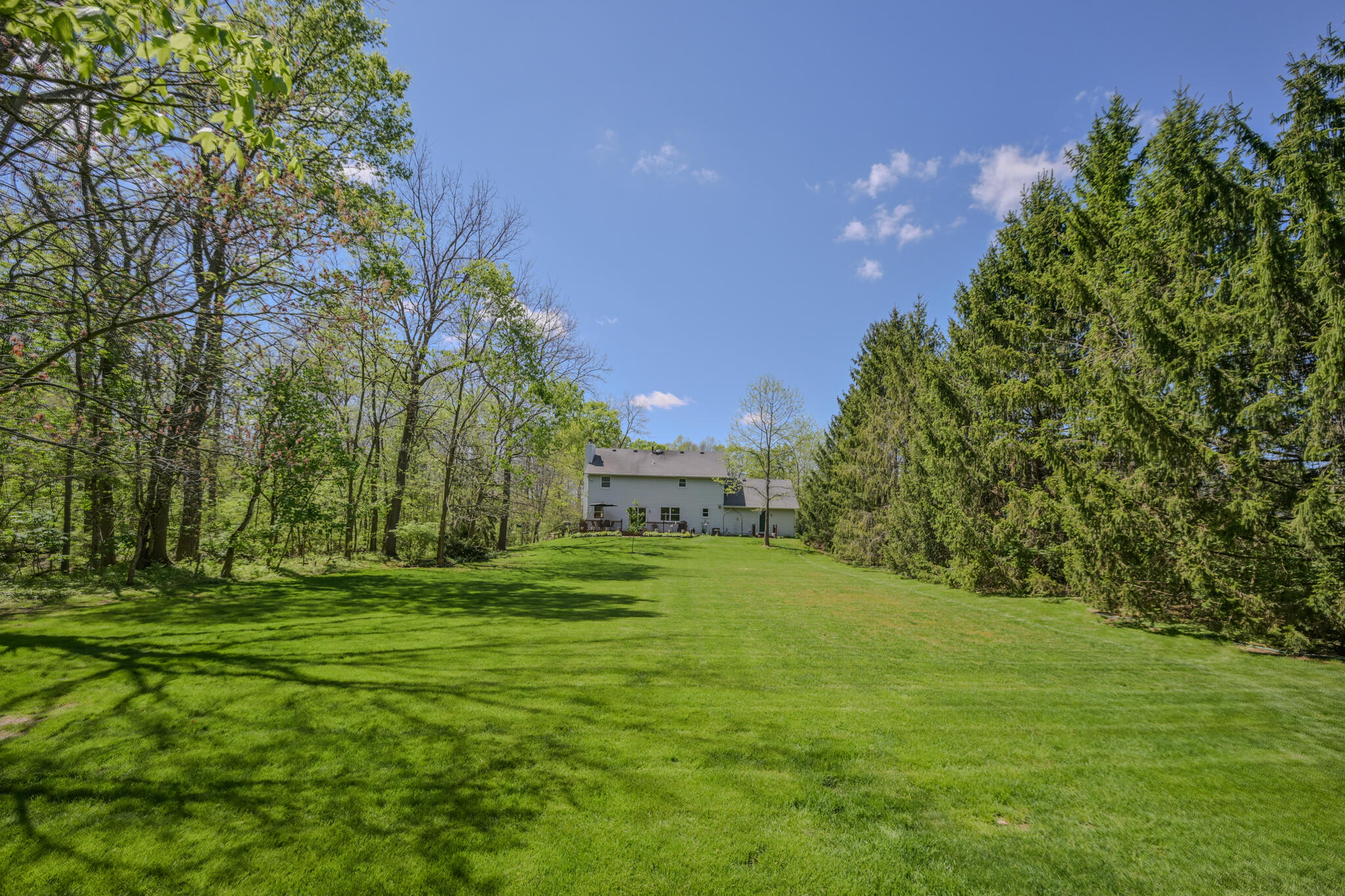 660 Eva Circle, Springfield, Ohio 45504