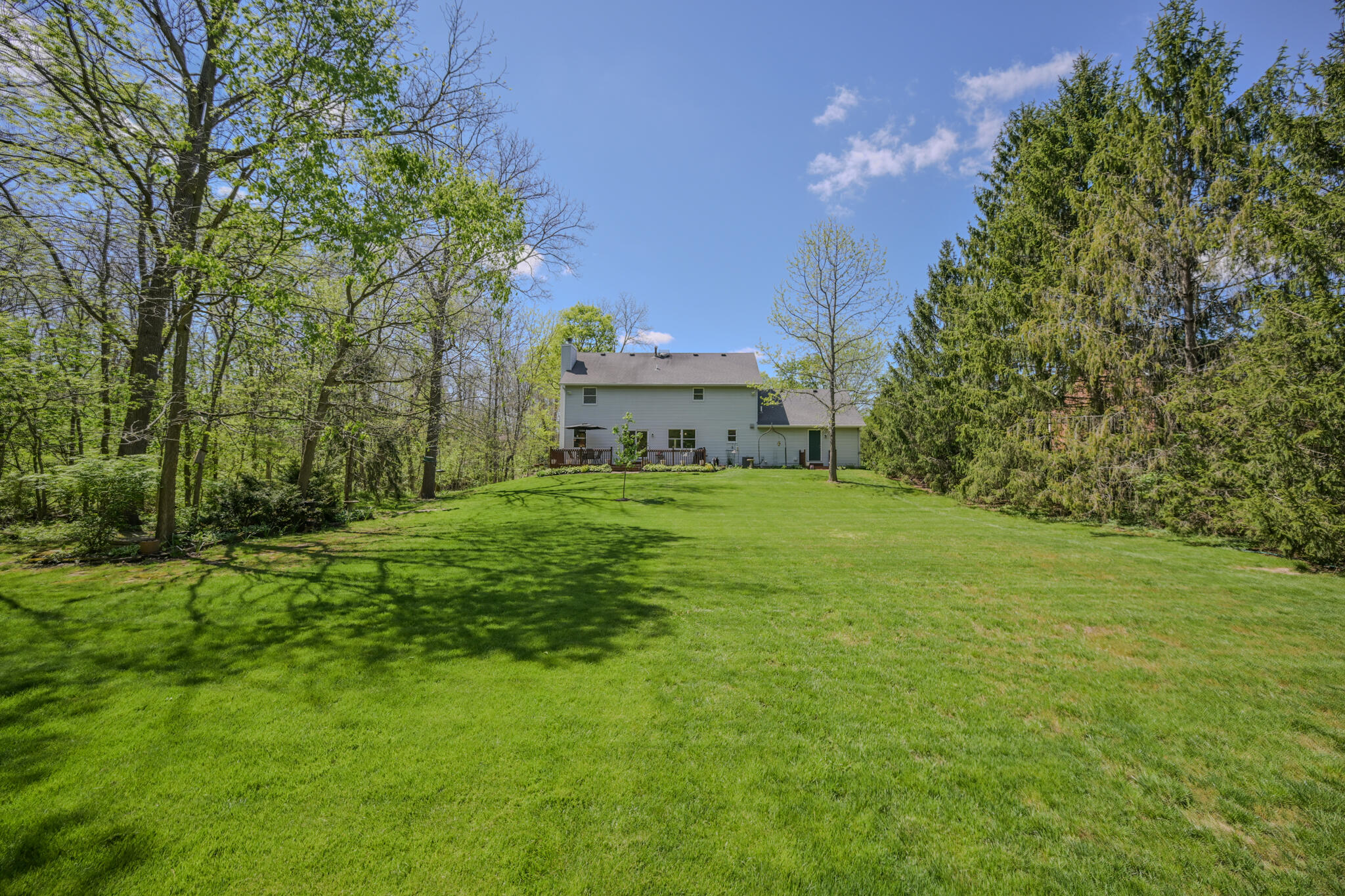 660 Eva Circle, Springfield, Ohio 45504