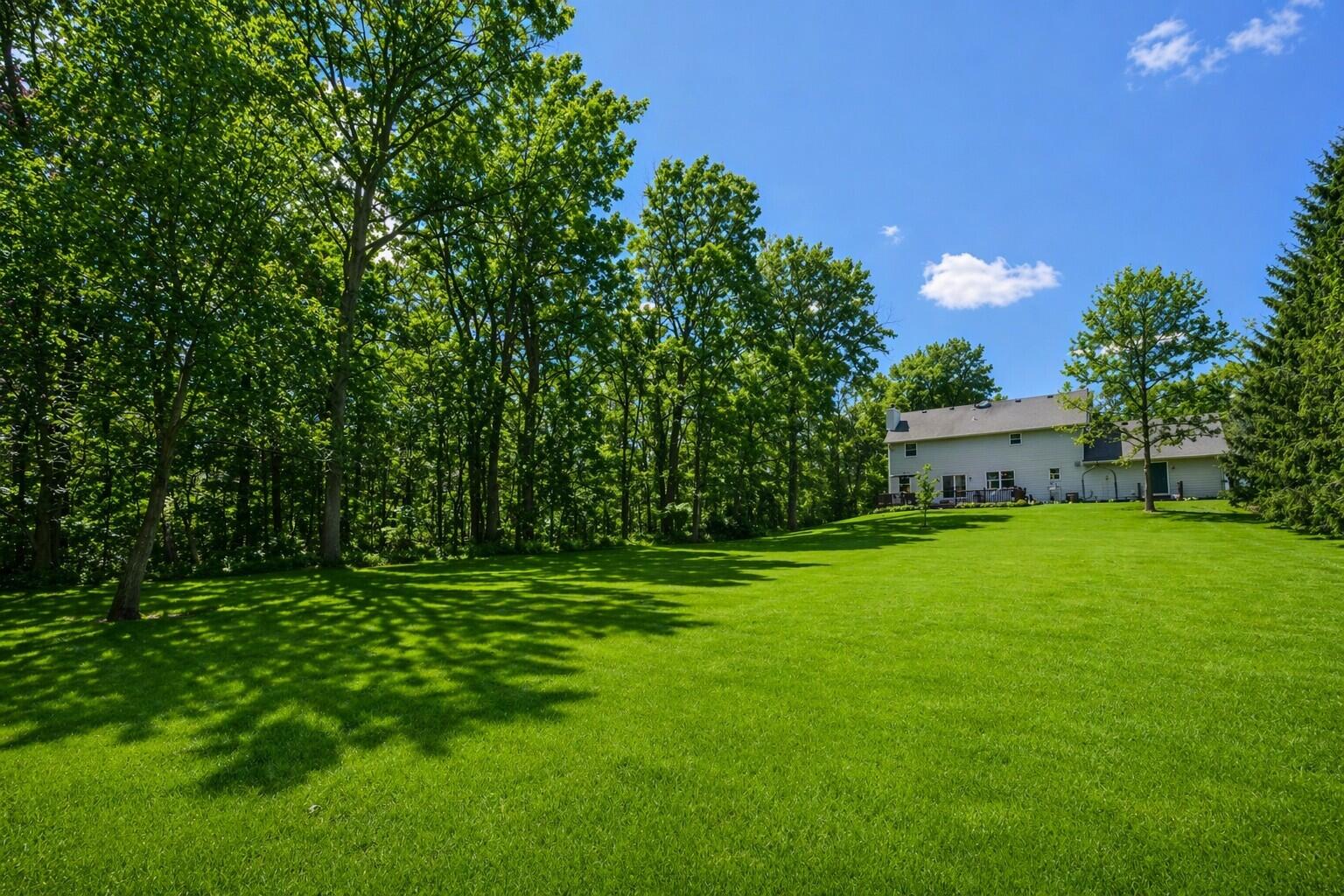 660 Eva Circle, Springfield, Ohio 45504