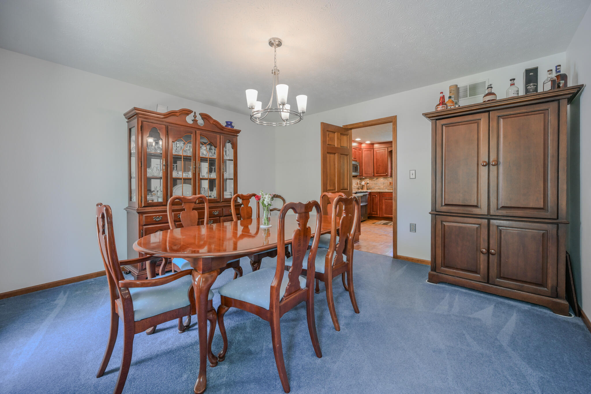 660 Eva Circle, Springfield, Ohio 45504