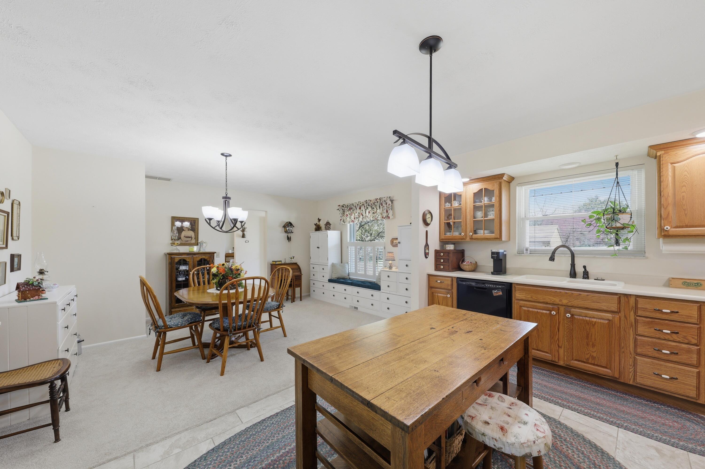 837 Santa Monica Avenue, Springfield, Ohio 45503