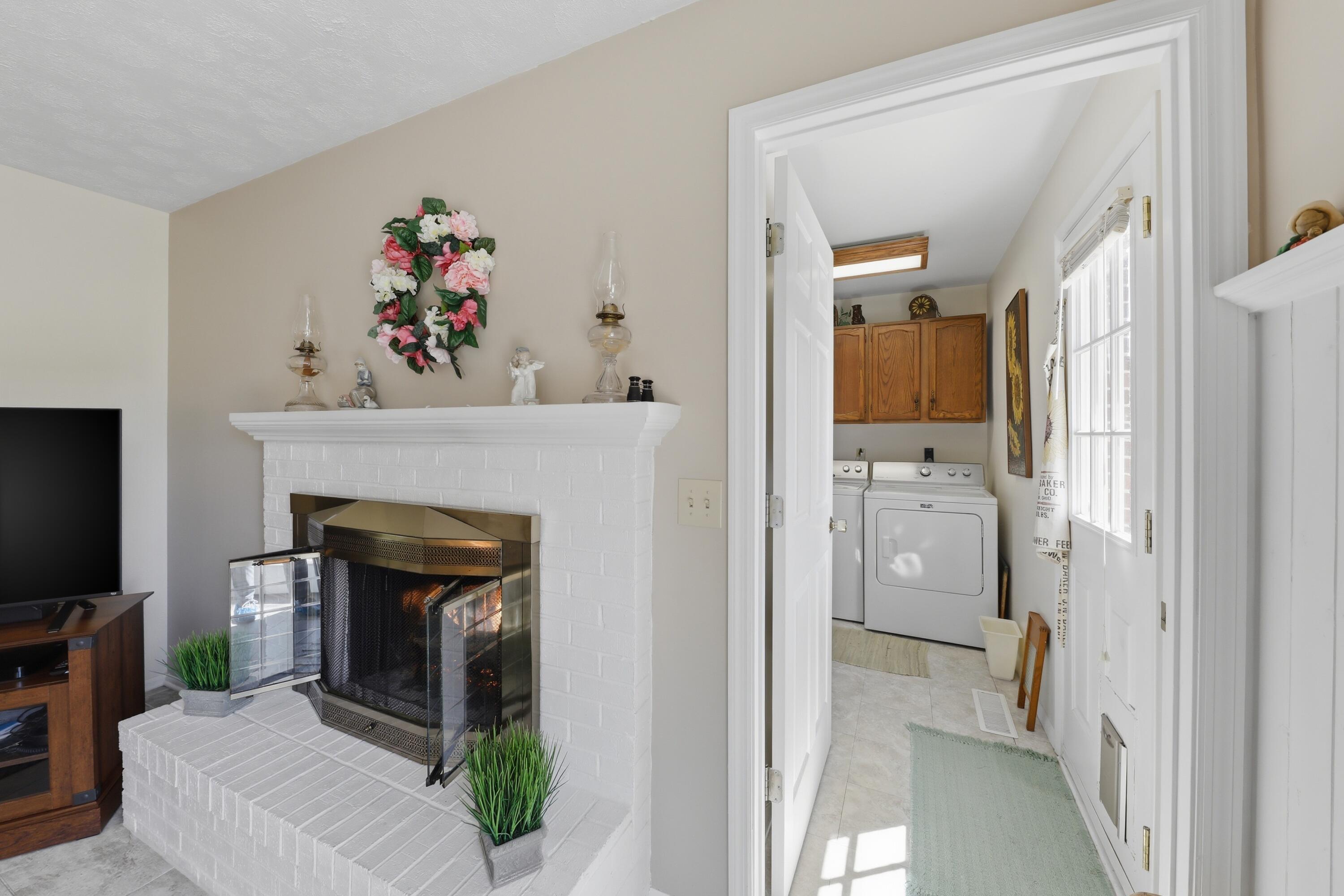 837 Santa Monica Avenue, Springfield, Ohio 45503