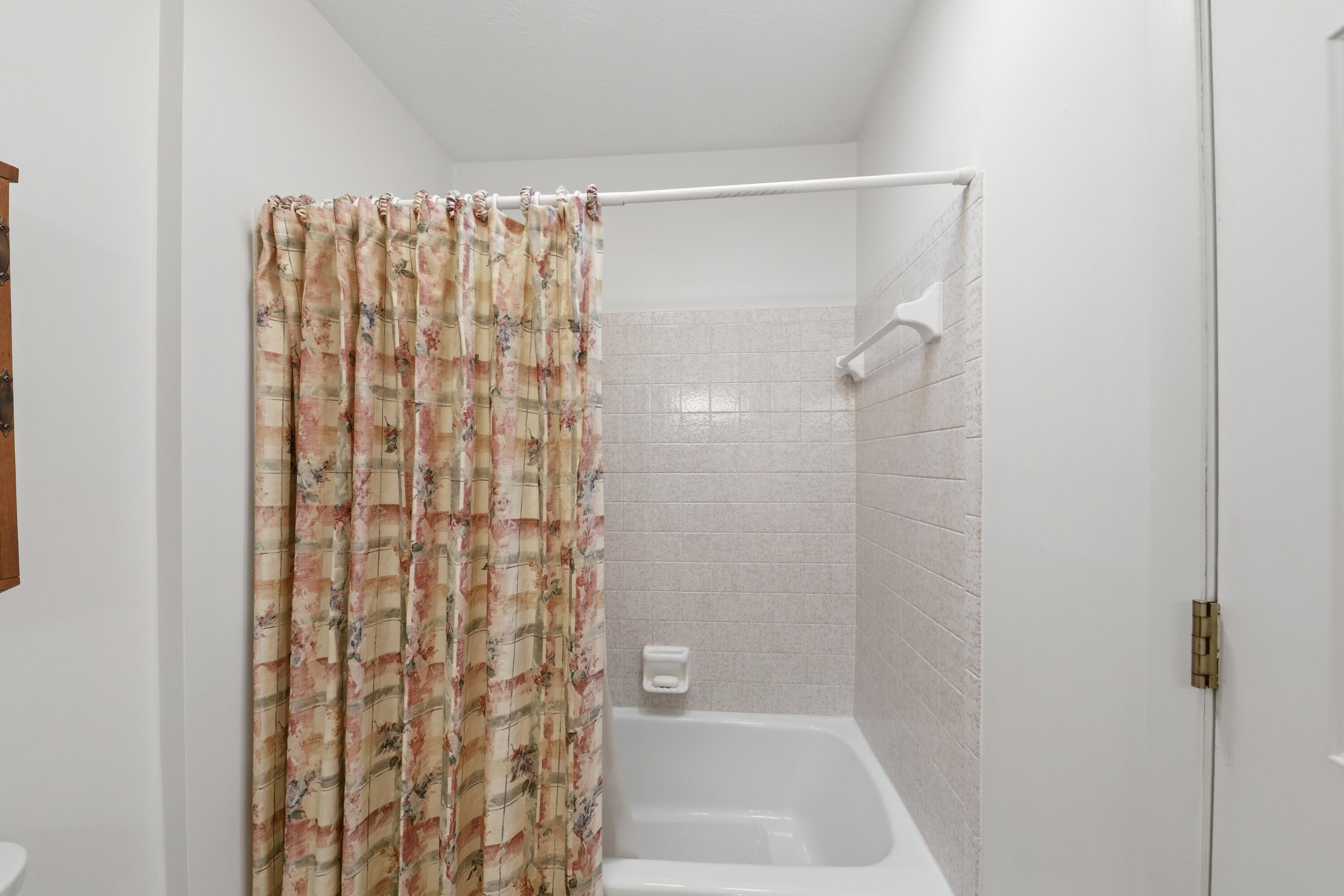 837 Santa Monica Avenue, Springfield, Ohio 45503