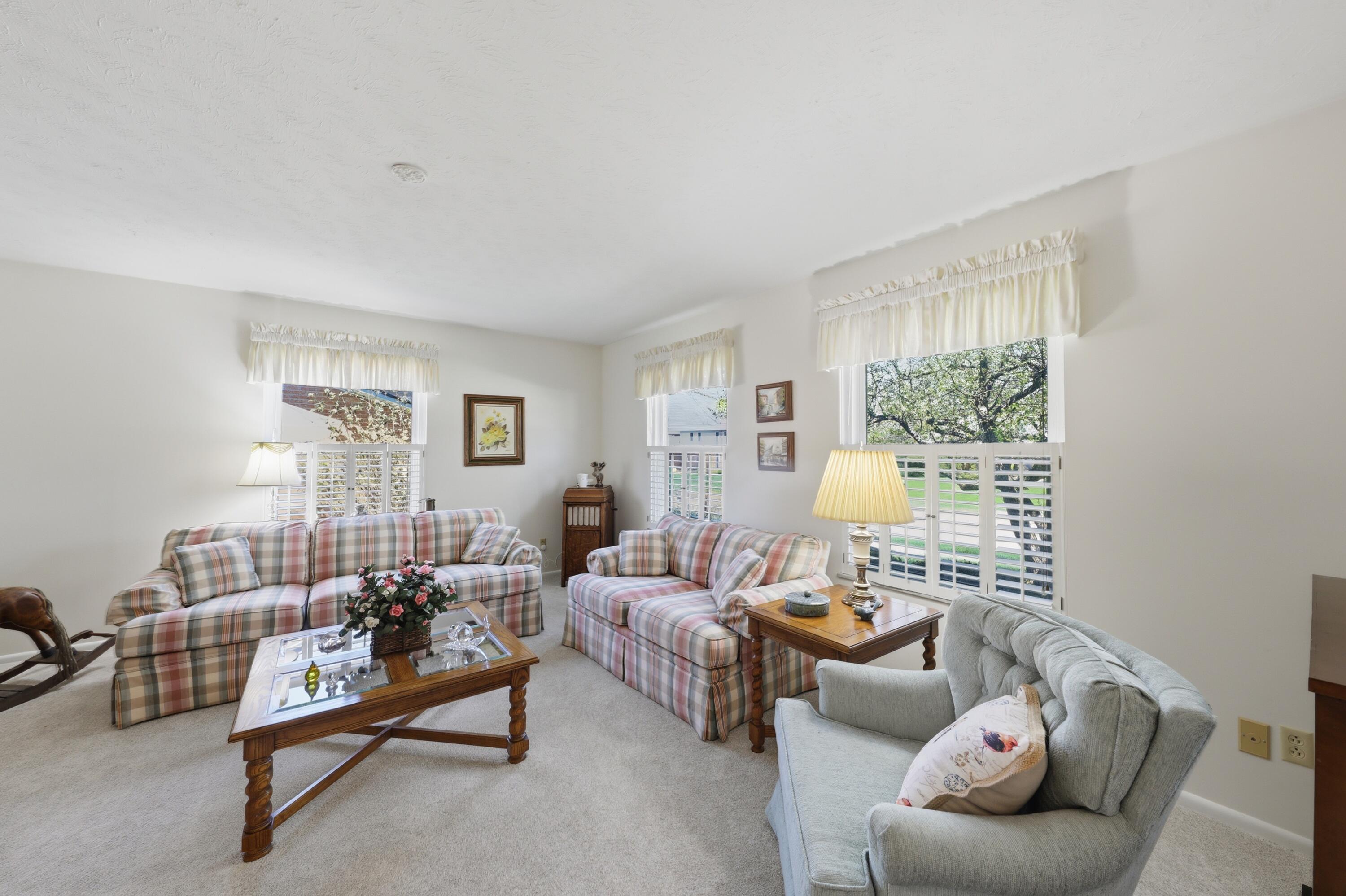 837 Santa Monica Avenue, Springfield, Ohio 45503