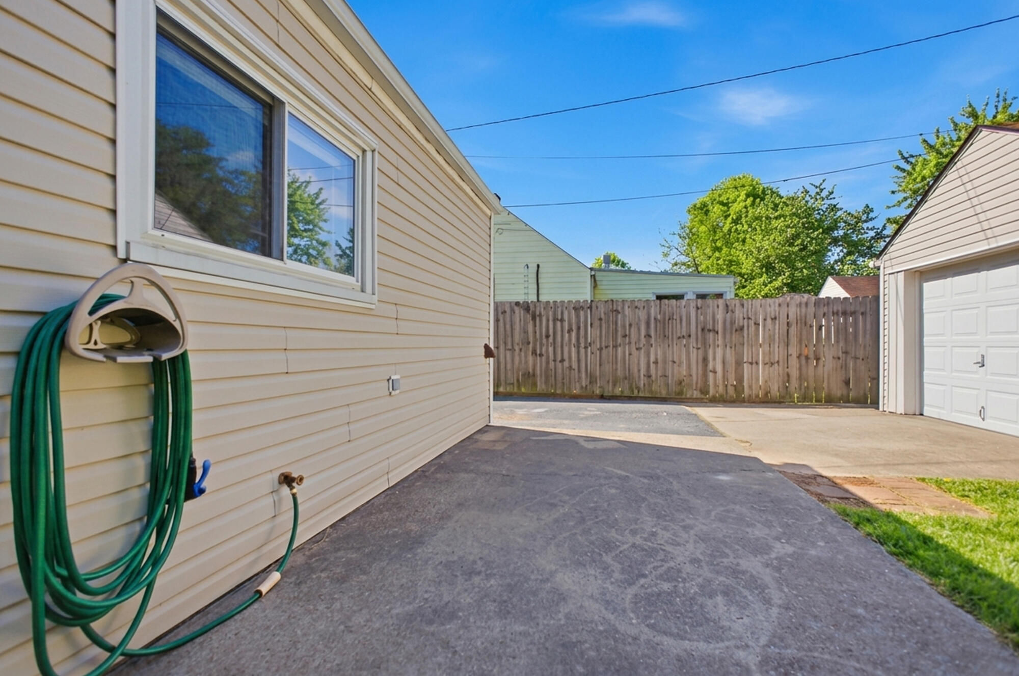 421 Alexander Drive, Dayton, Ohio 45403