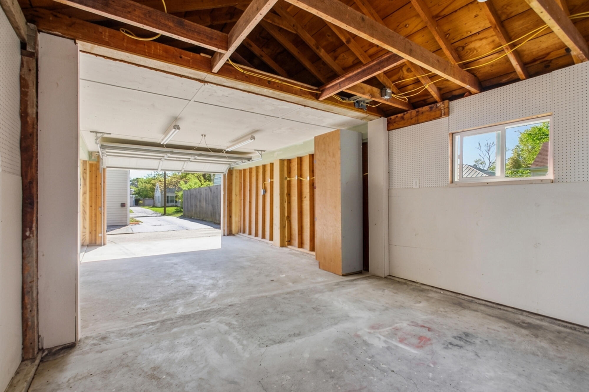 421 Alexander Drive, Dayton, Ohio 45403