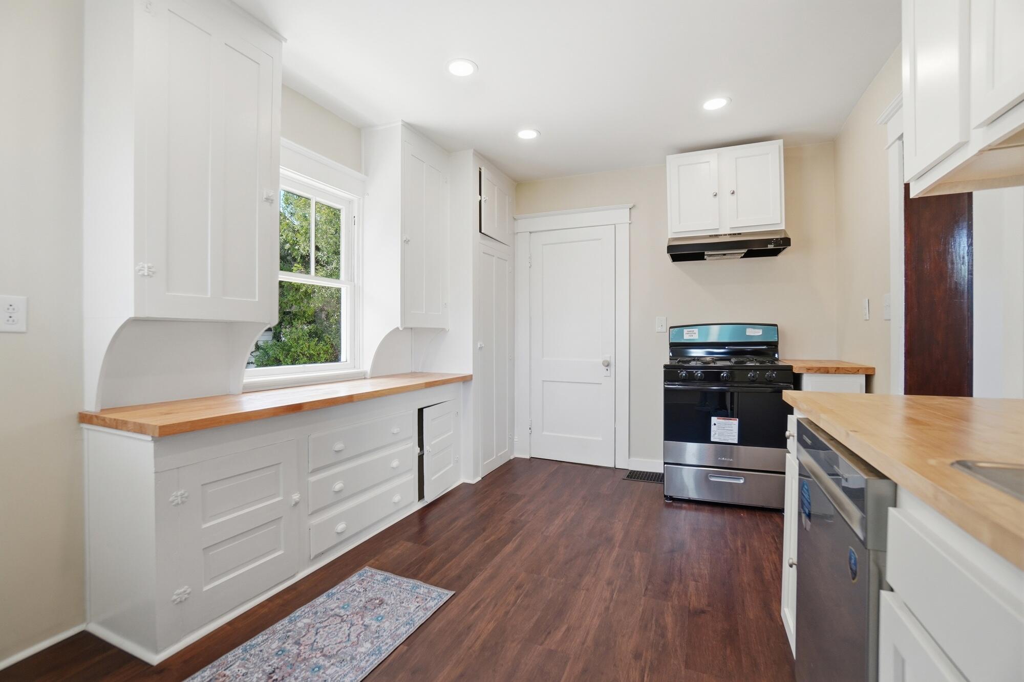 1224 Glenmore Drive, Springfield, Ohio 45503