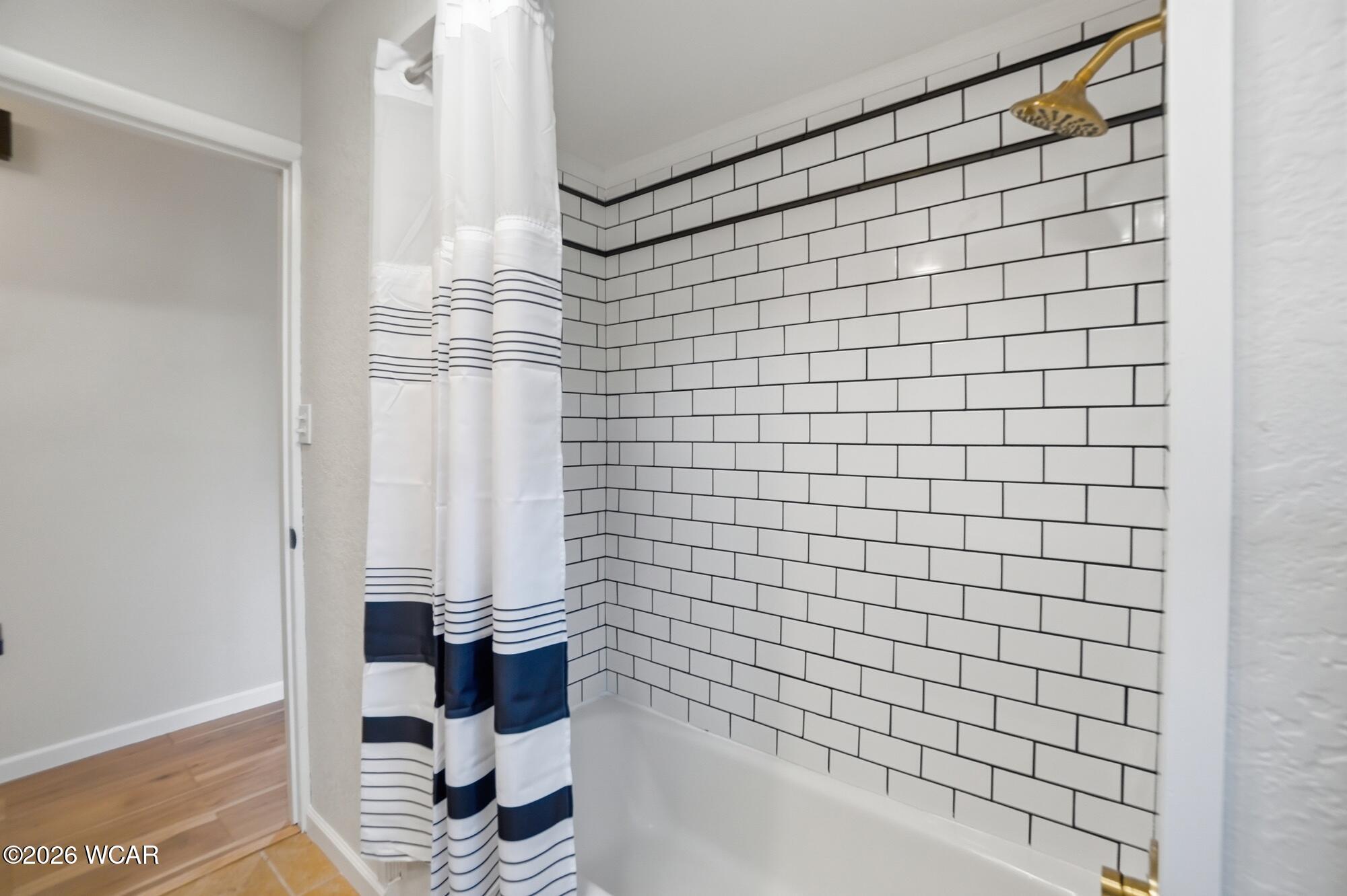 810 Blackhoof Street, Wapakoneta, Ohio