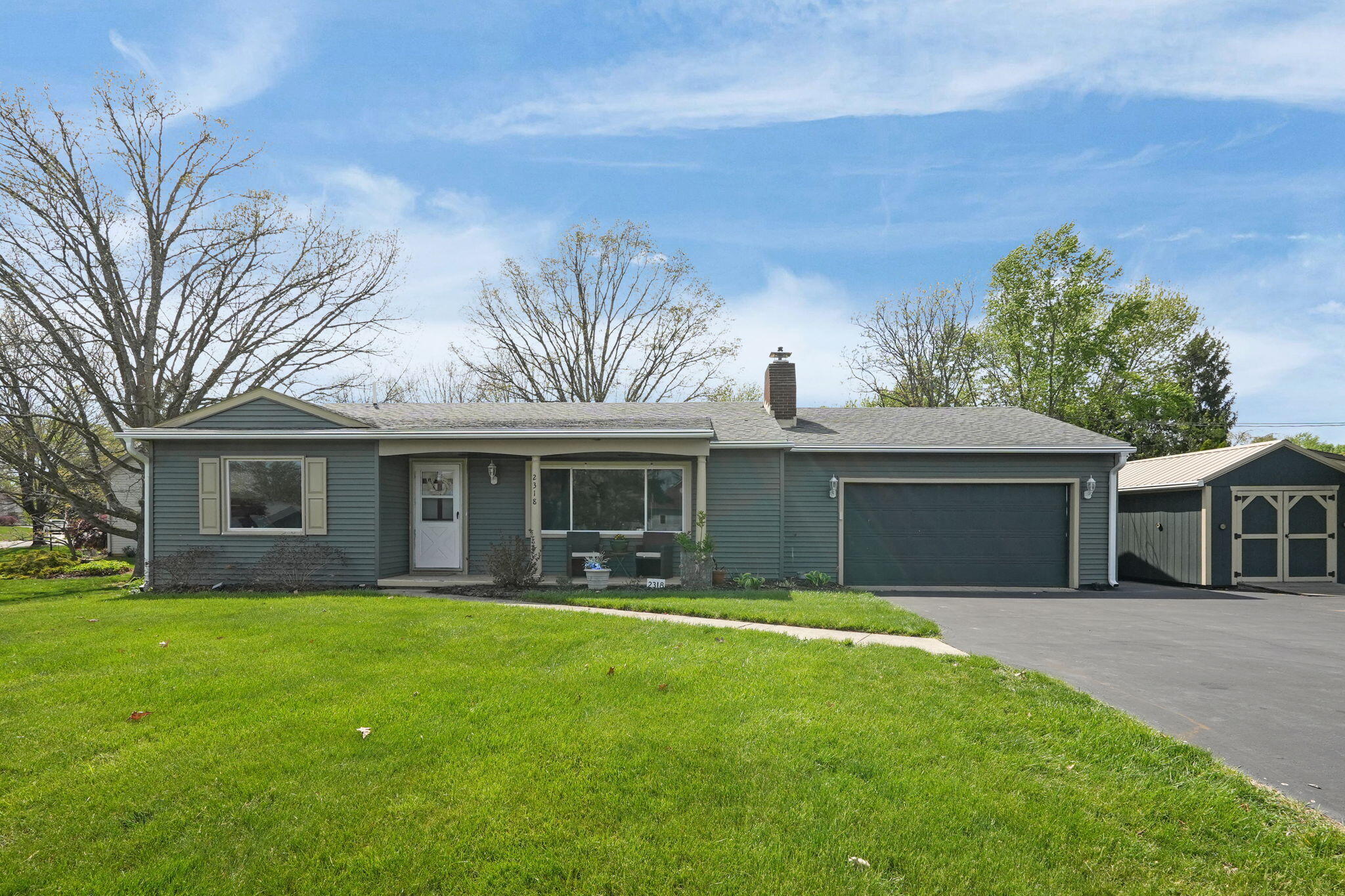 2318 Pawnee Drive, London, Ohio 43140