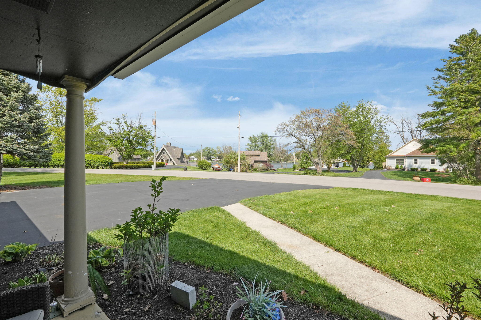 2318 Pawnee Drive, London, Ohio 43140