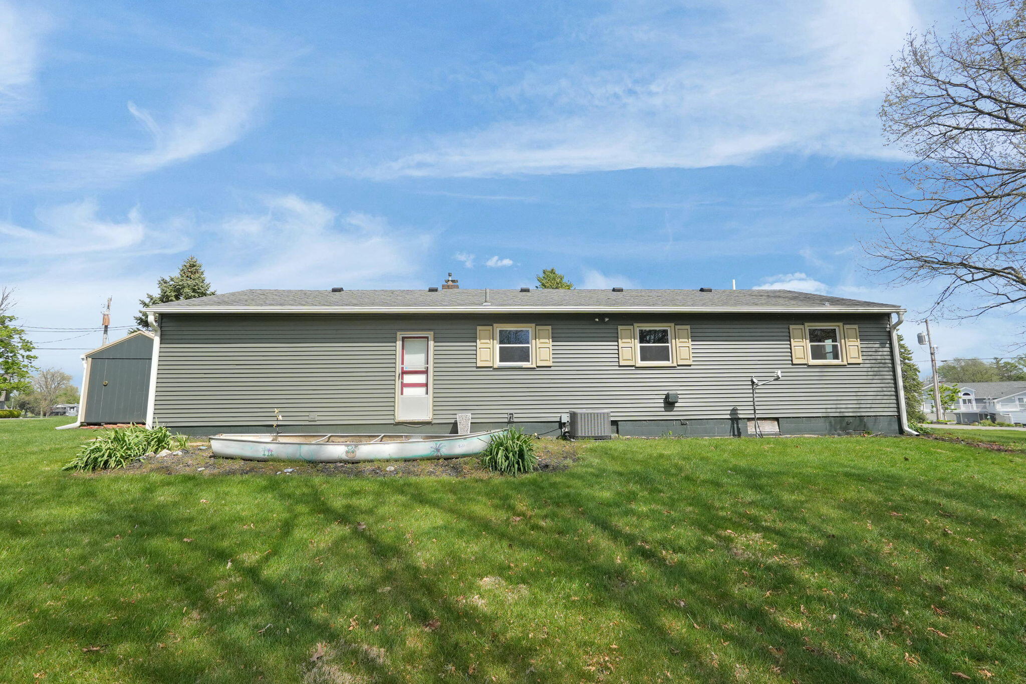 2318 Pawnee Drive, London, Ohio 43140