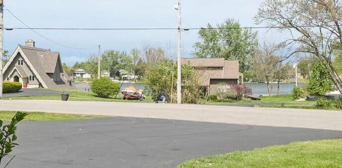 2318 Pawnee Drive, London, Ohio 43140