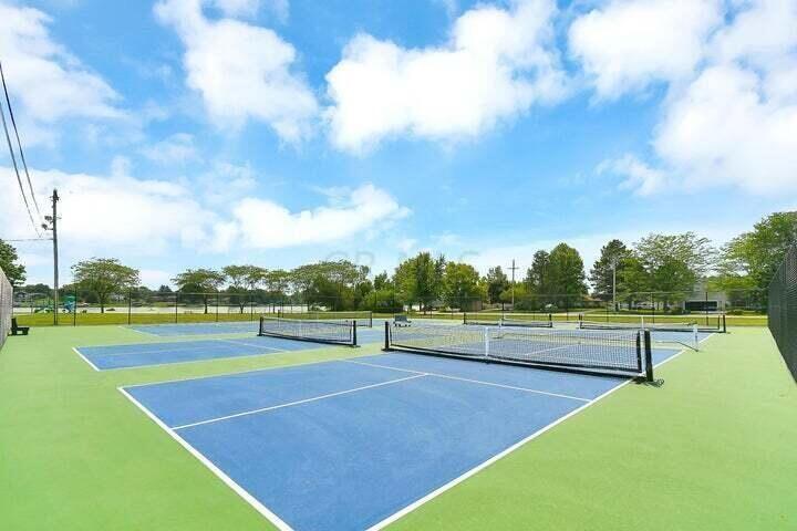 2318 Pawnee Drive, London, Ohio 43140