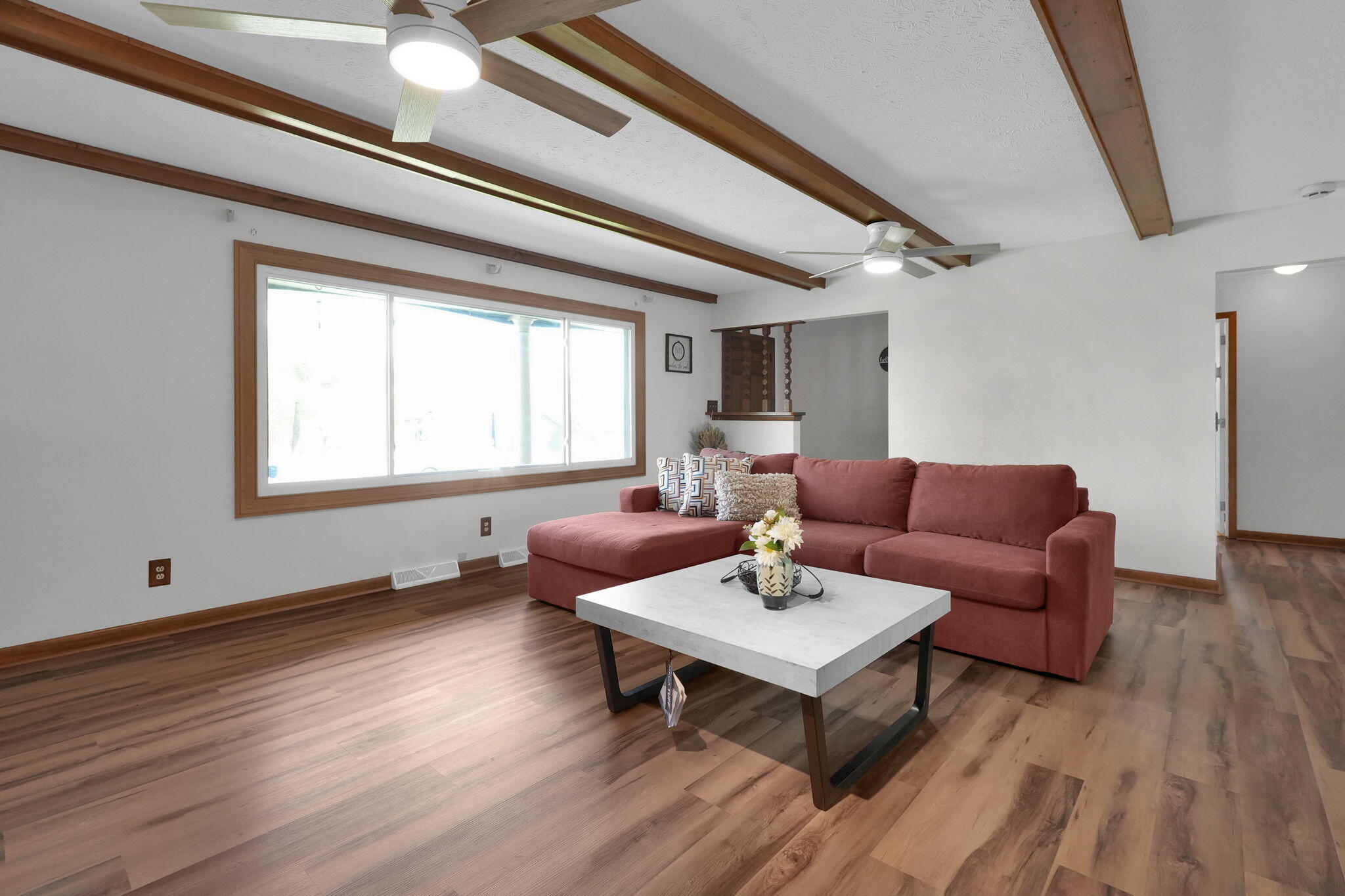 2318 Pawnee Drive, London, Ohio 43140