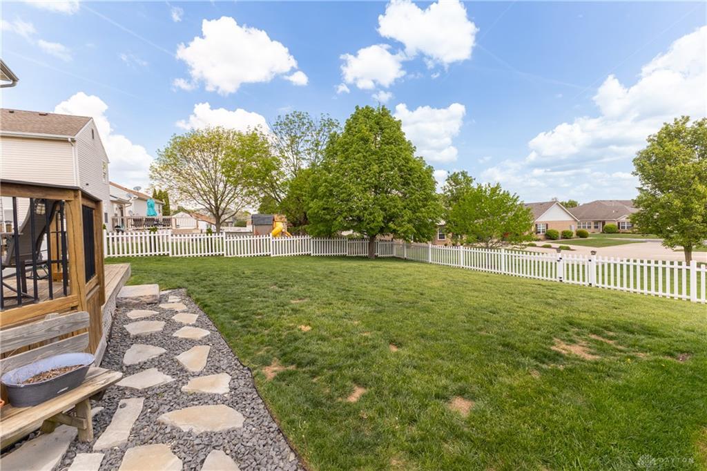 2014 Clearstream Way, Englewood, Ohio 45322