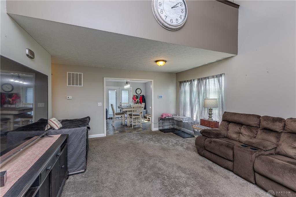 2014 Clearstream Way, Englewood, Ohio 45322