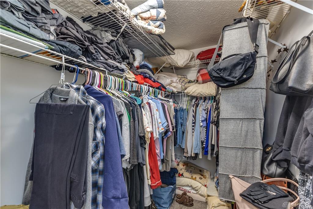 2014 Clearstream Way, Englewood, Ohio 45322