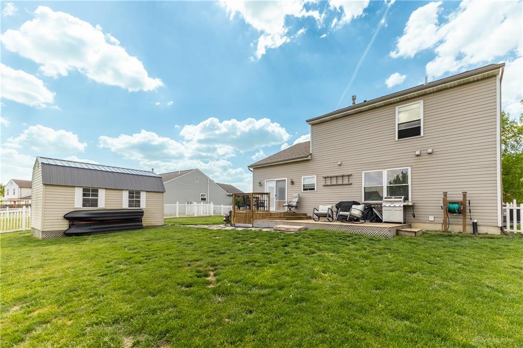 2014 Clearstream Way, Englewood, Ohio 45322