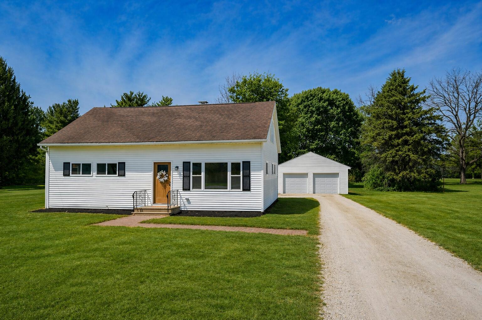 2761 Middle Urbana Road, Springfield, Ohio 45503