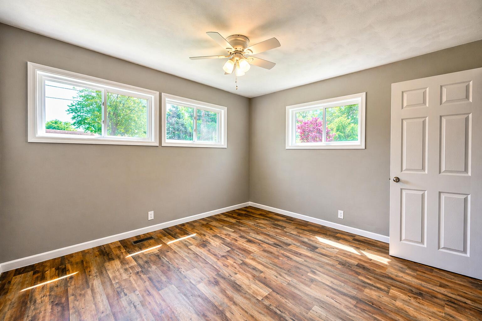 2761 Middle Urbana Road, Springfield, Ohio 45503