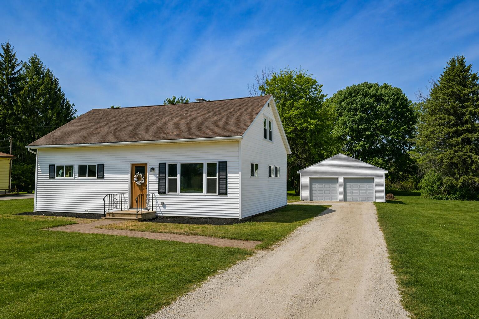 2761 Middle Urbana Road, Springfield, Ohio 45503