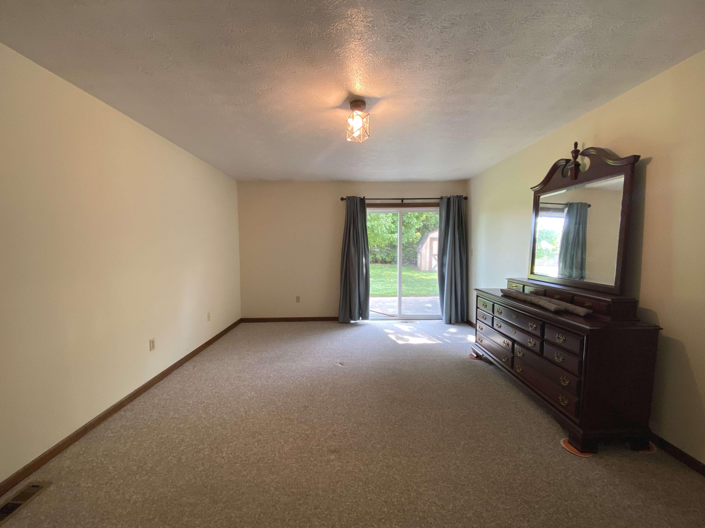 911 Branford Road, Troy, Ohio 45373