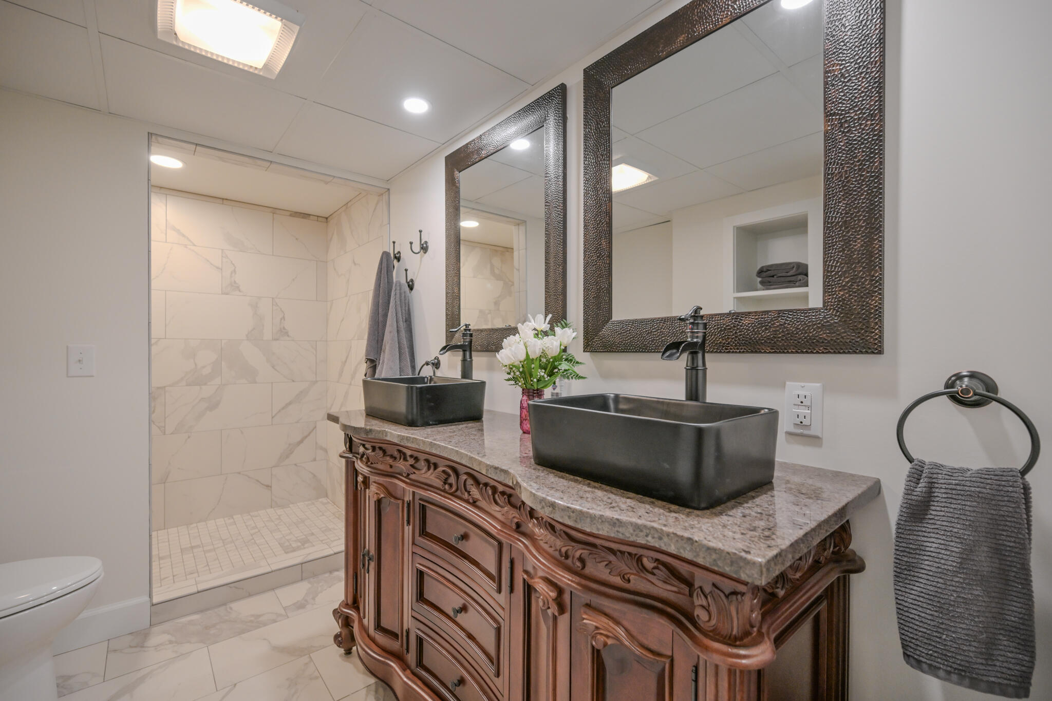 224 Roscommon Drive, Springfield, Ohio 45503