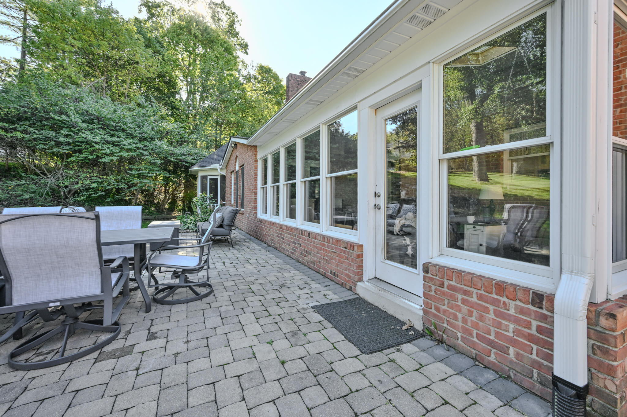 224 Roscommon Drive, Springfield, Ohio 45503