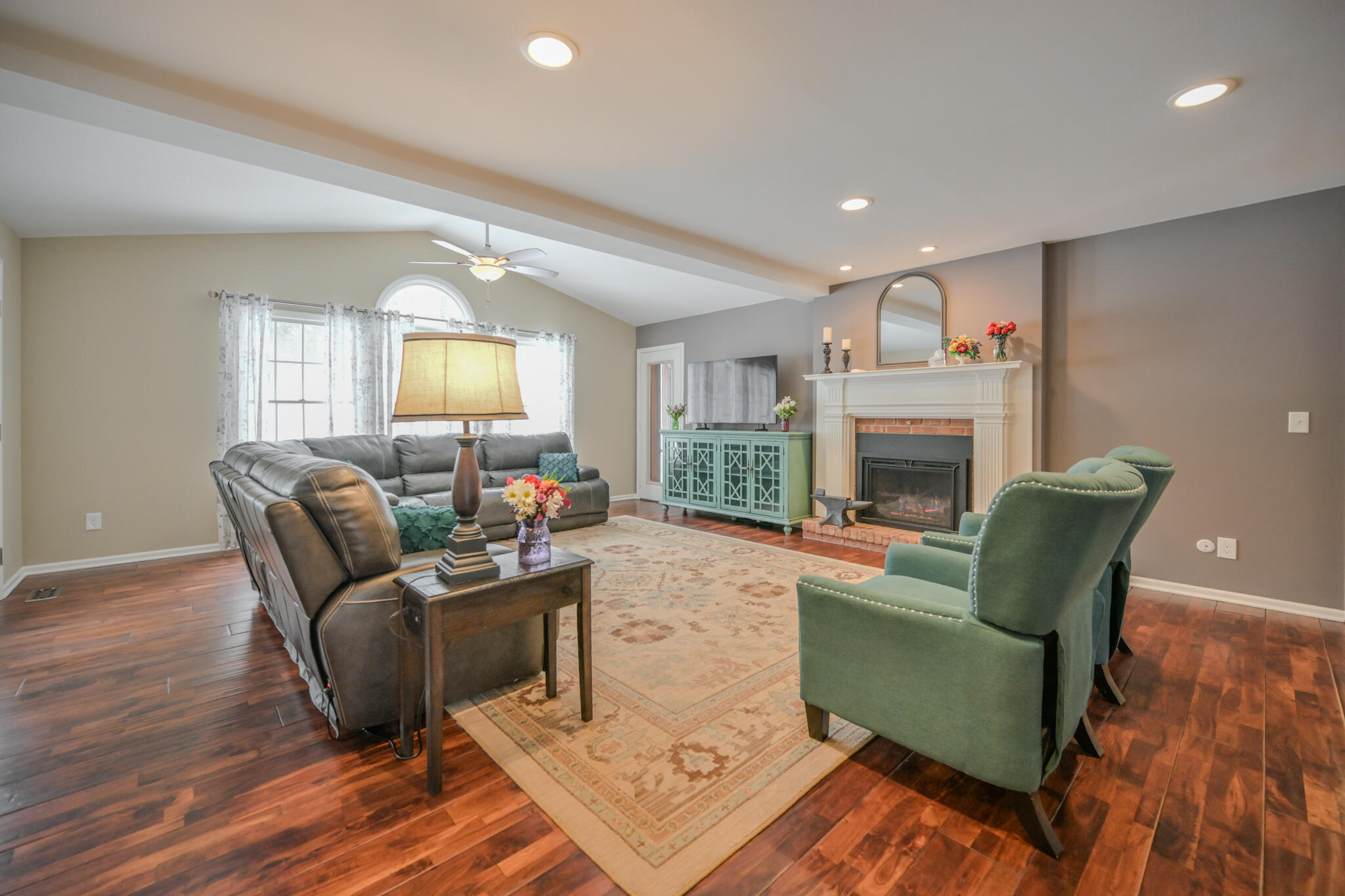 224 Roscommon Drive, Springfield, Ohio 45503