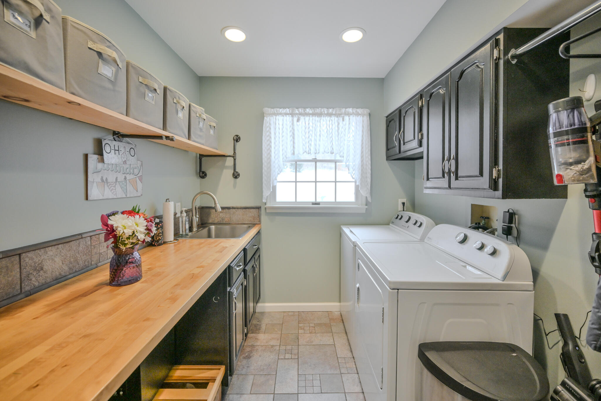 224 Roscommon Drive, Springfield, Ohio 45503