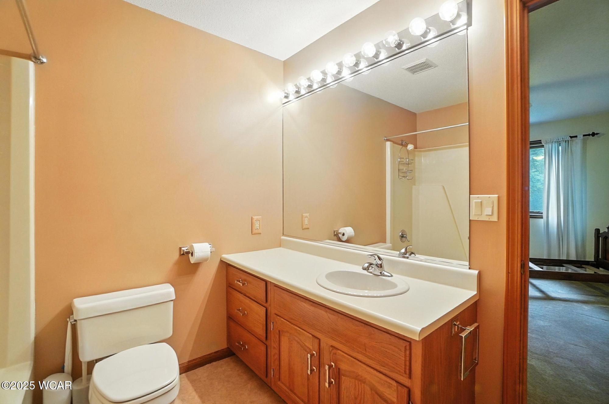 4211 Ft Amanda Road, Lima, Ohio