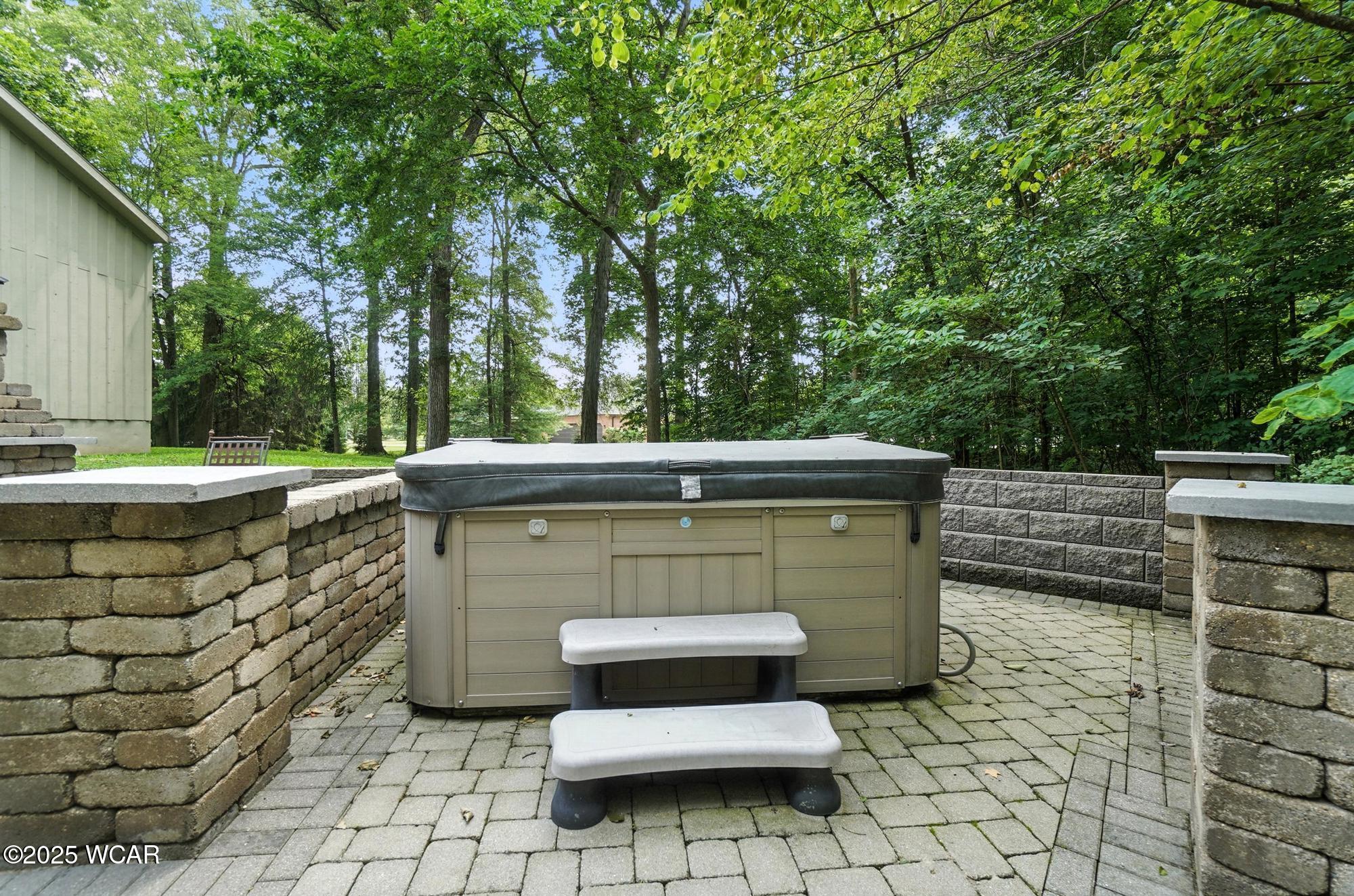 4211 Ft Amanda Road, Lima, Ohio