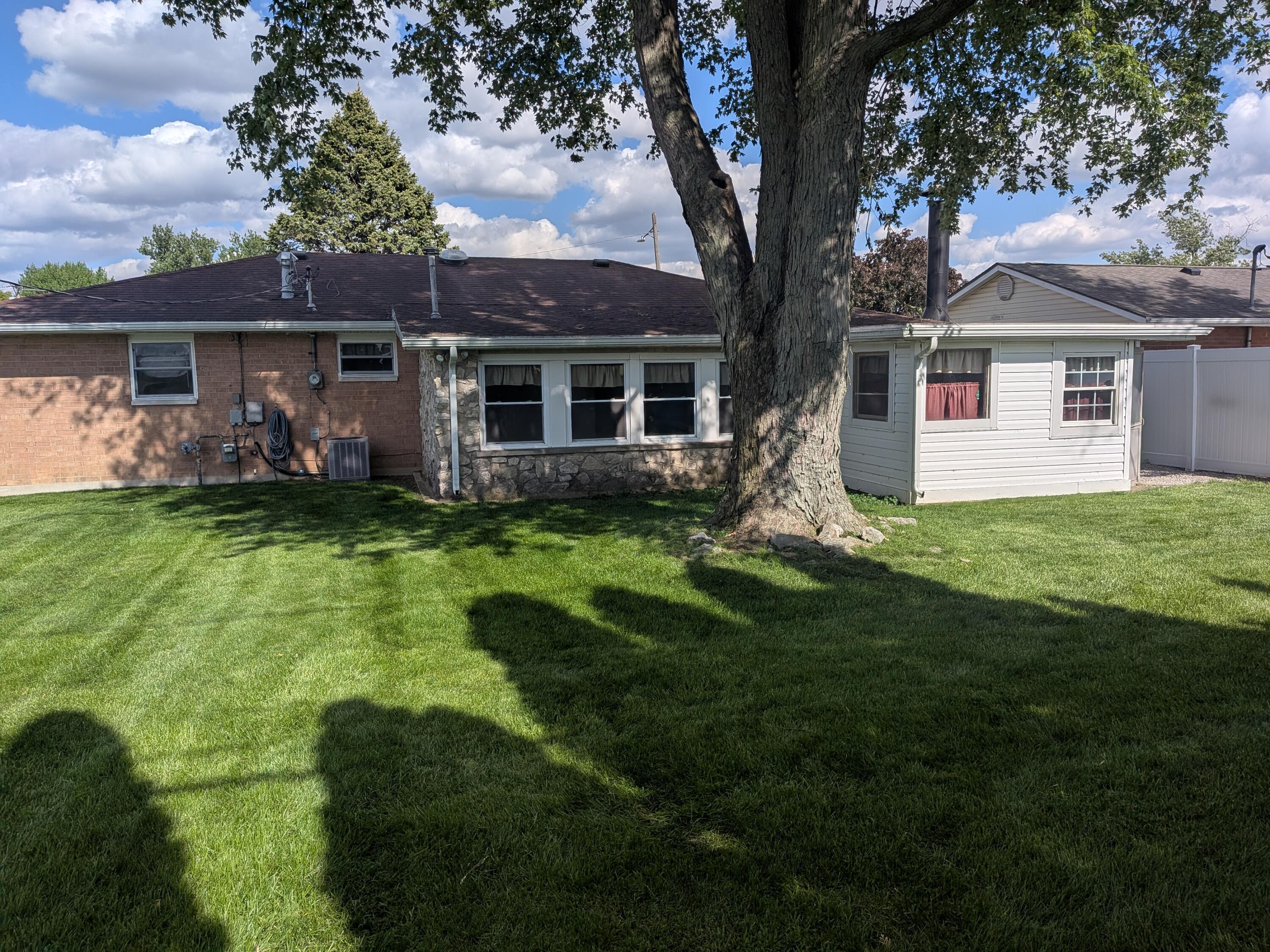 330 Brentwood Avenue, Piqua, Ohio 45356