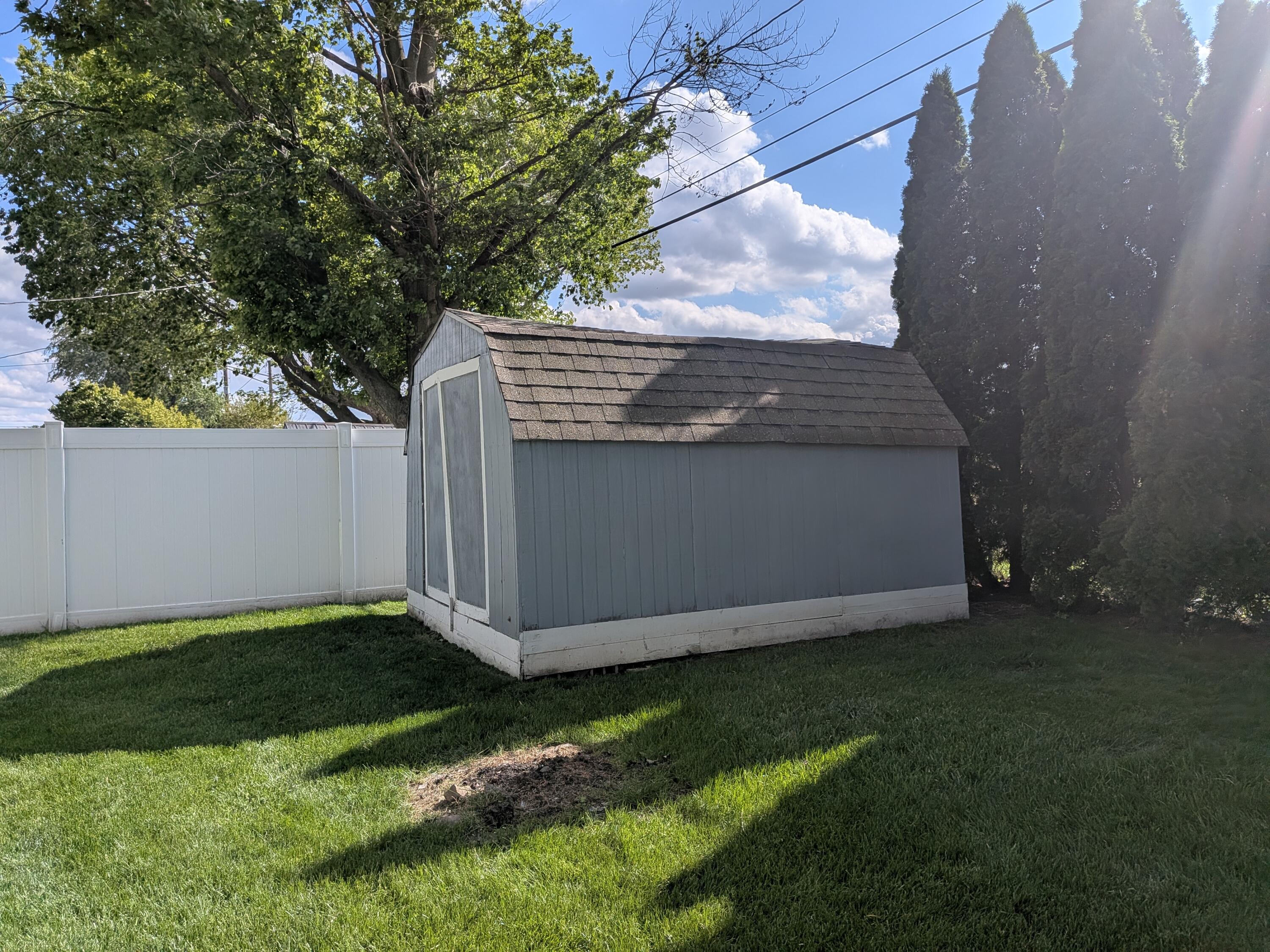 330 Brentwood Avenue, Piqua, Ohio 45356