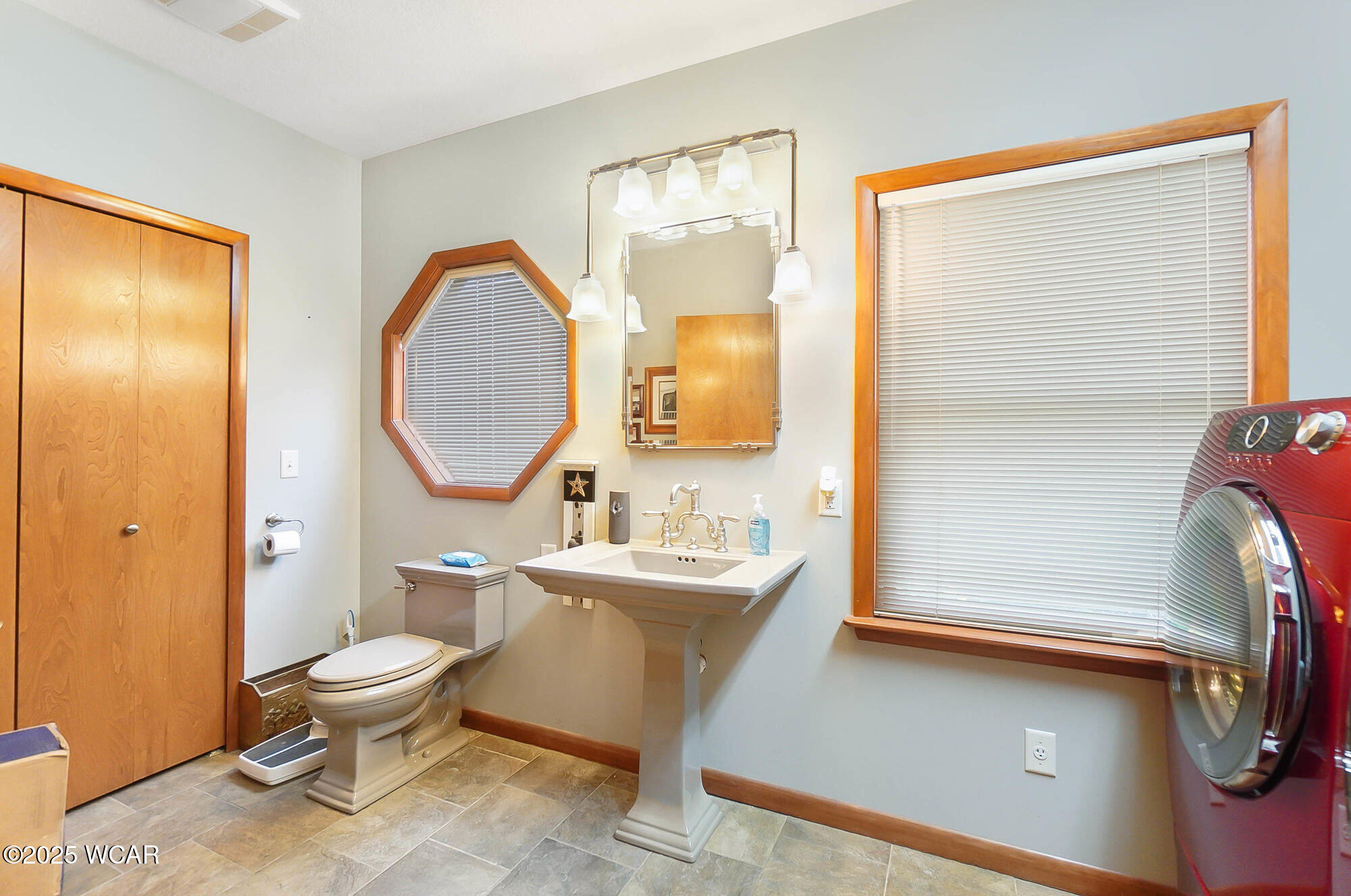 1100 Auglaize Street, Wapakoneta, Ohio