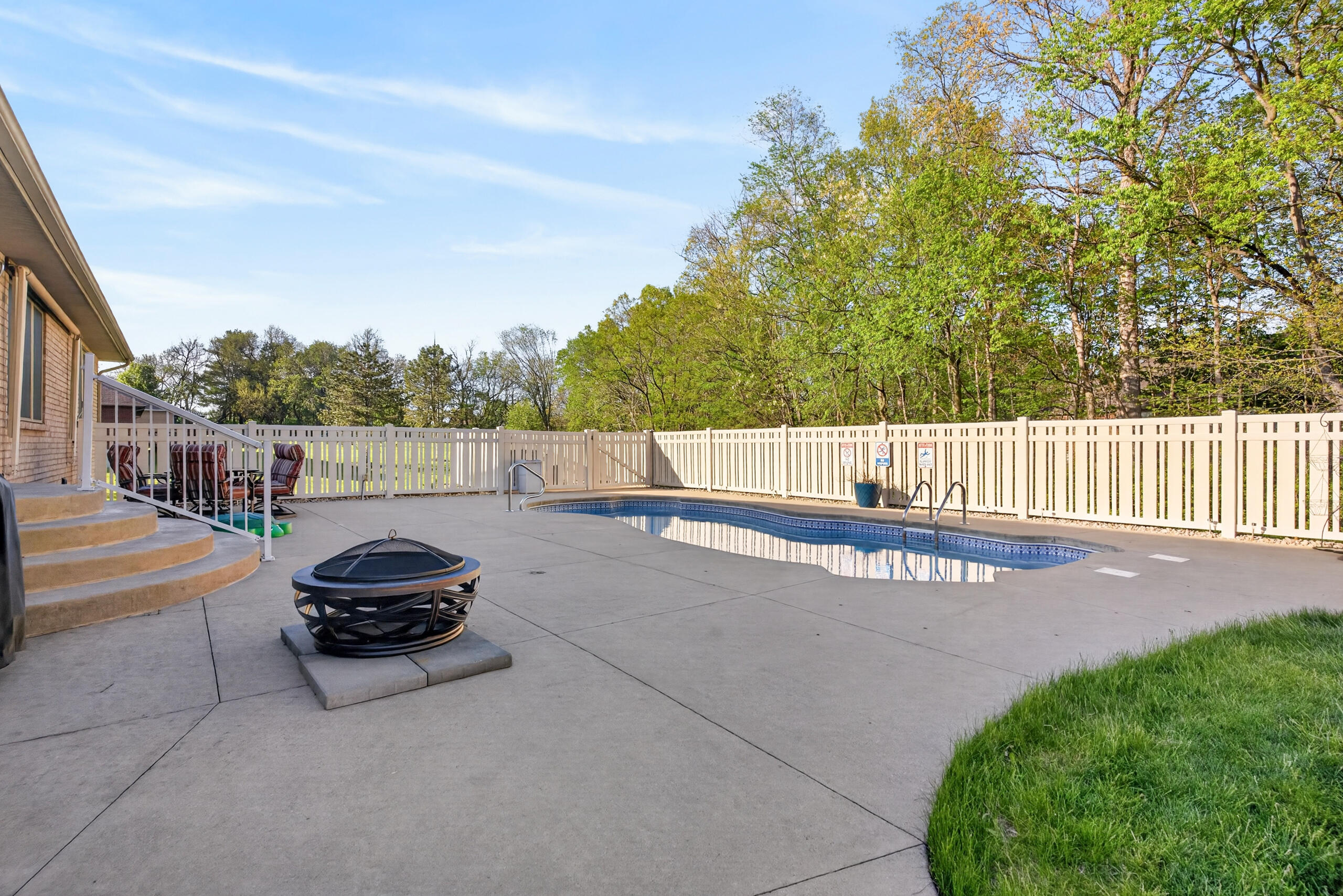 570 Hoewisher Road, Sidney, Ohio 45365