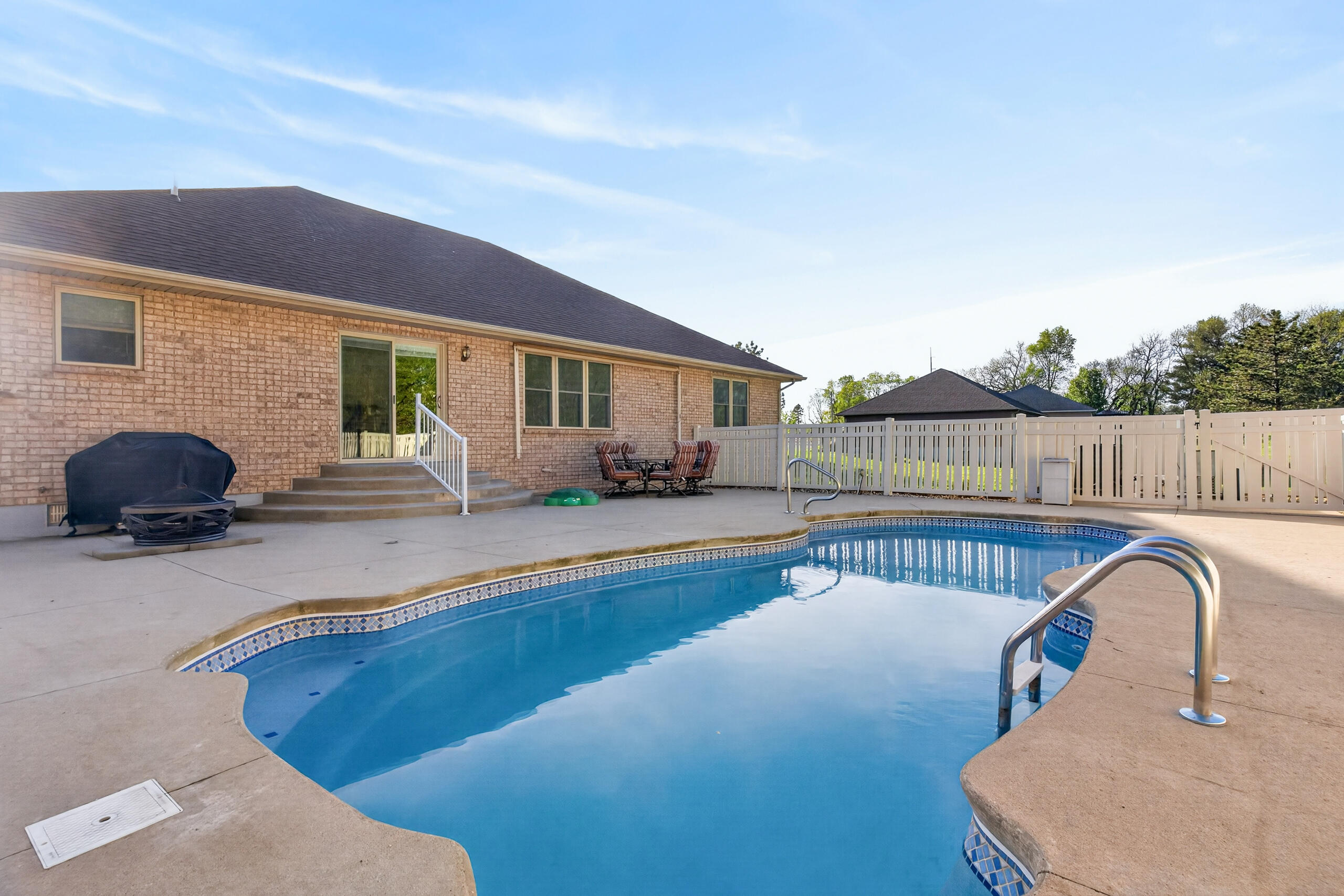 570 Hoewisher Road, Sidney, Ohio 45365