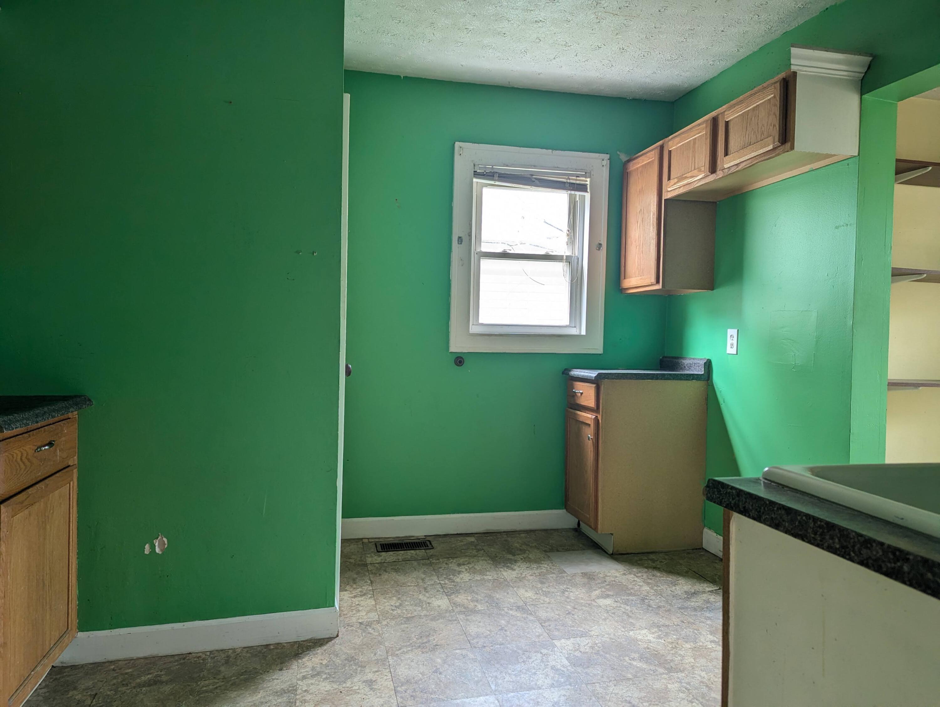 1628 Kenton Street, Springfield, Ohio 45505