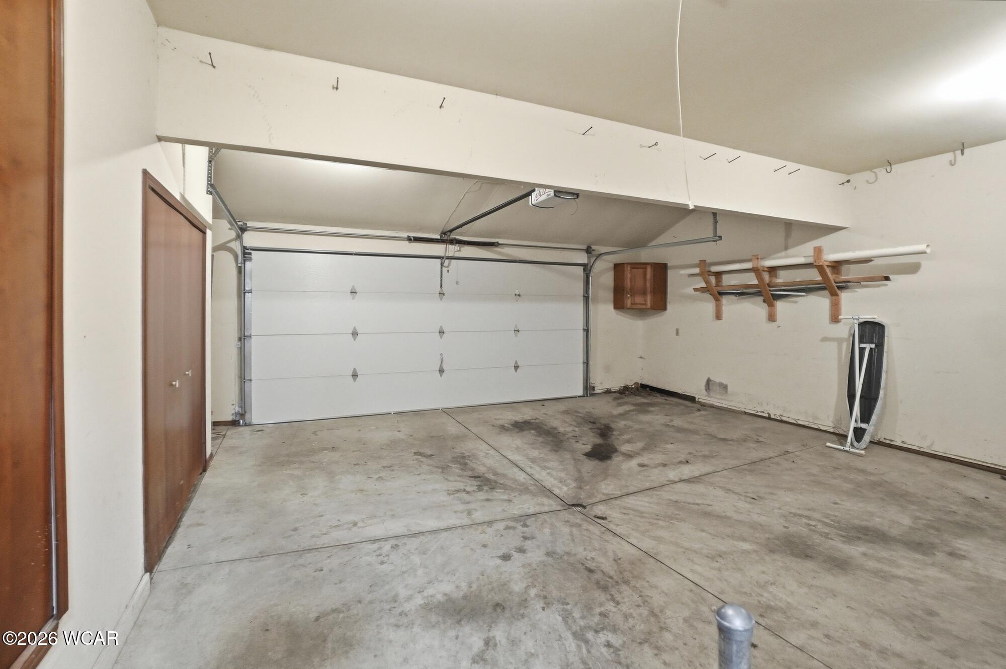 833 Glyncrest Drive, Wapakoneta, Ohio