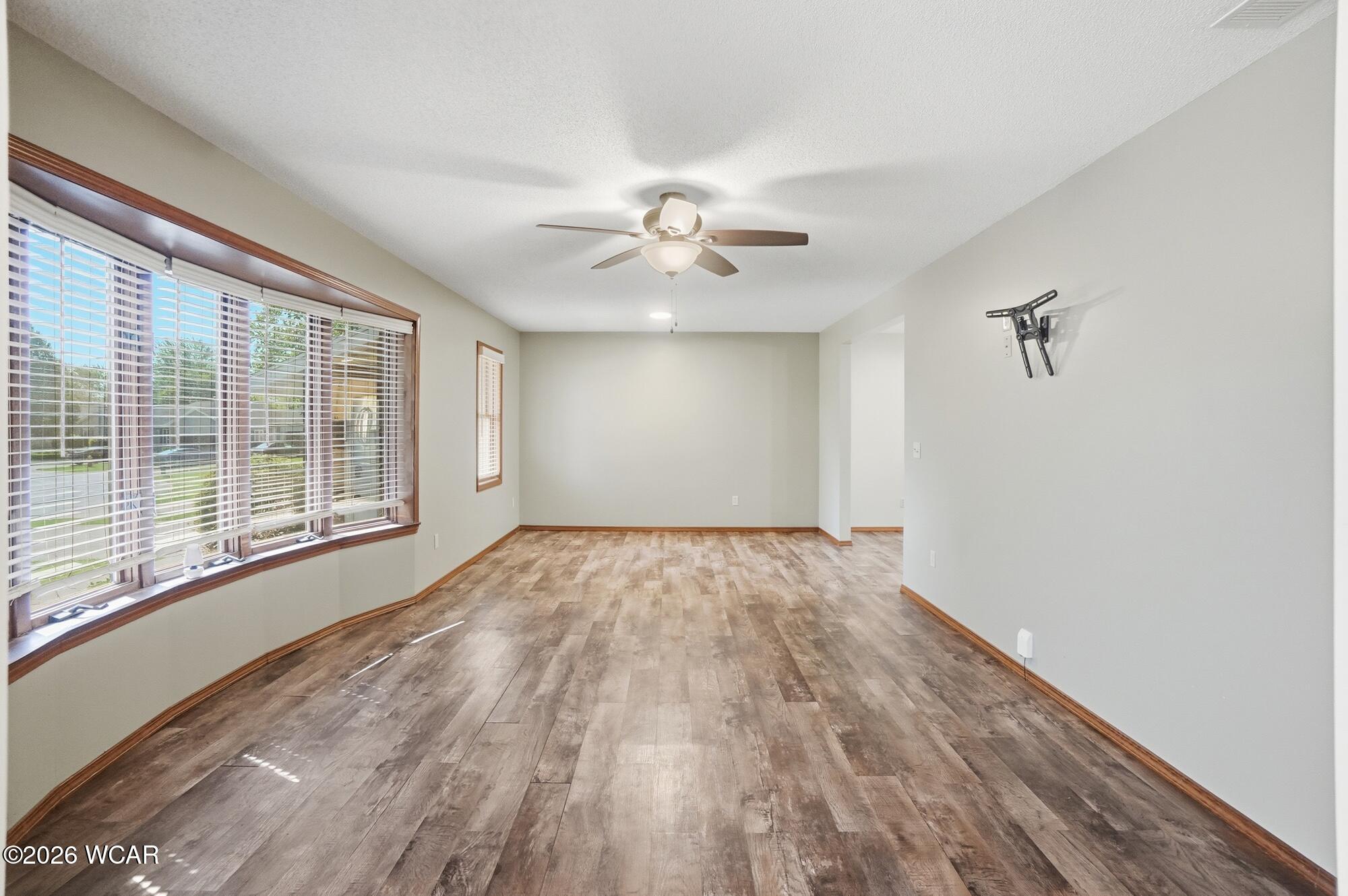 833 Glyncrest Drive, Wapakoneta, Ohio