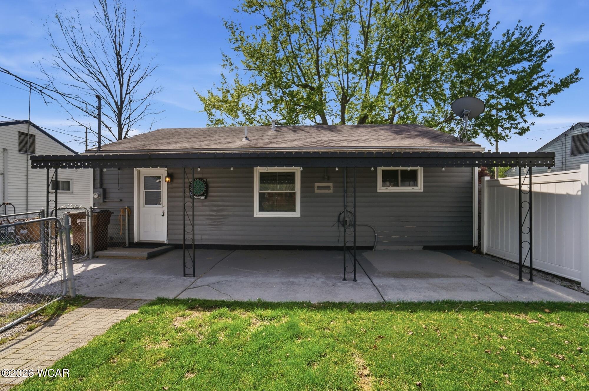 1406 Severs Drive, Piqua, Ohio