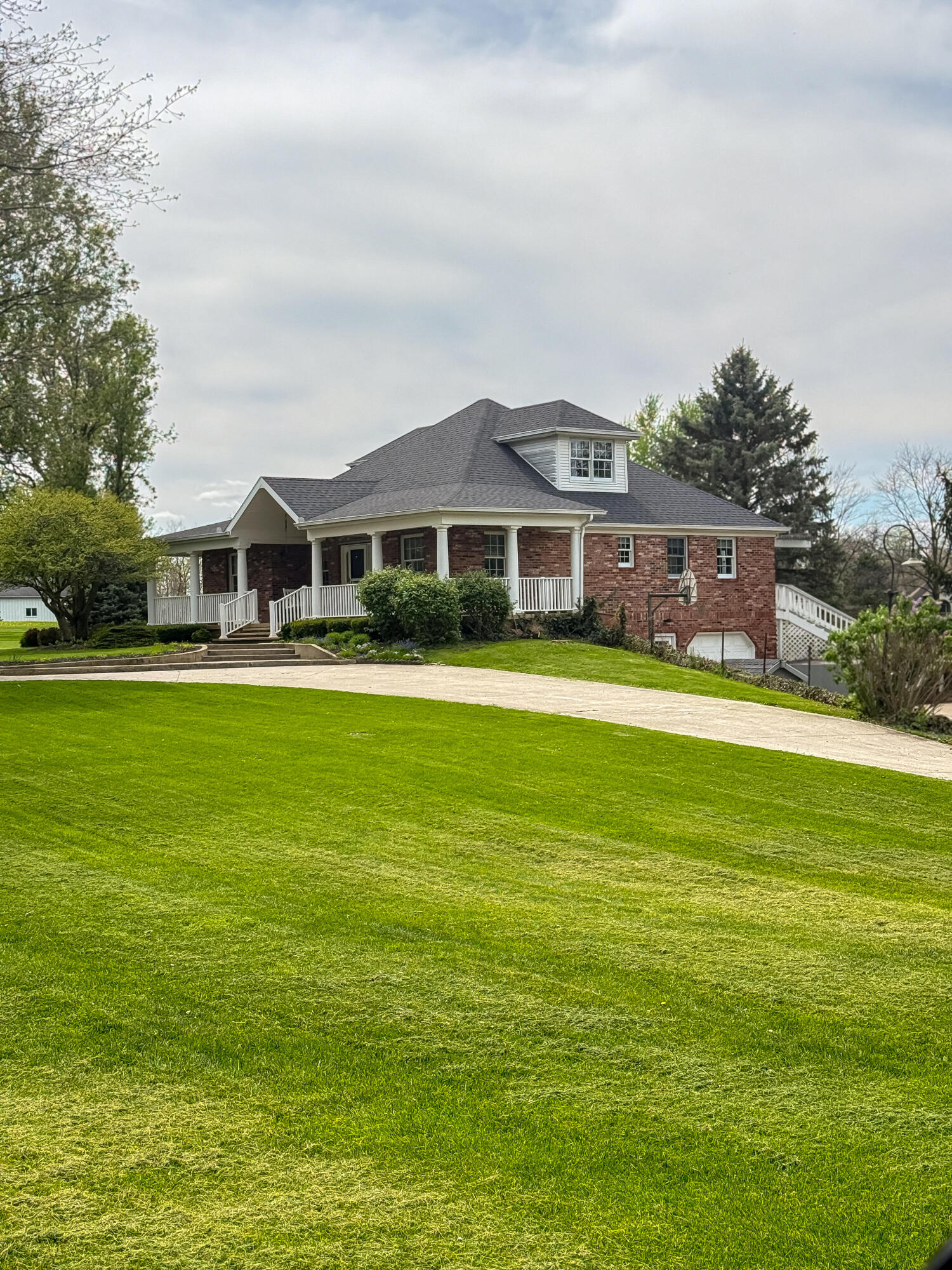 15433 Ramga Road, Wapakoneta, Ohio 45895