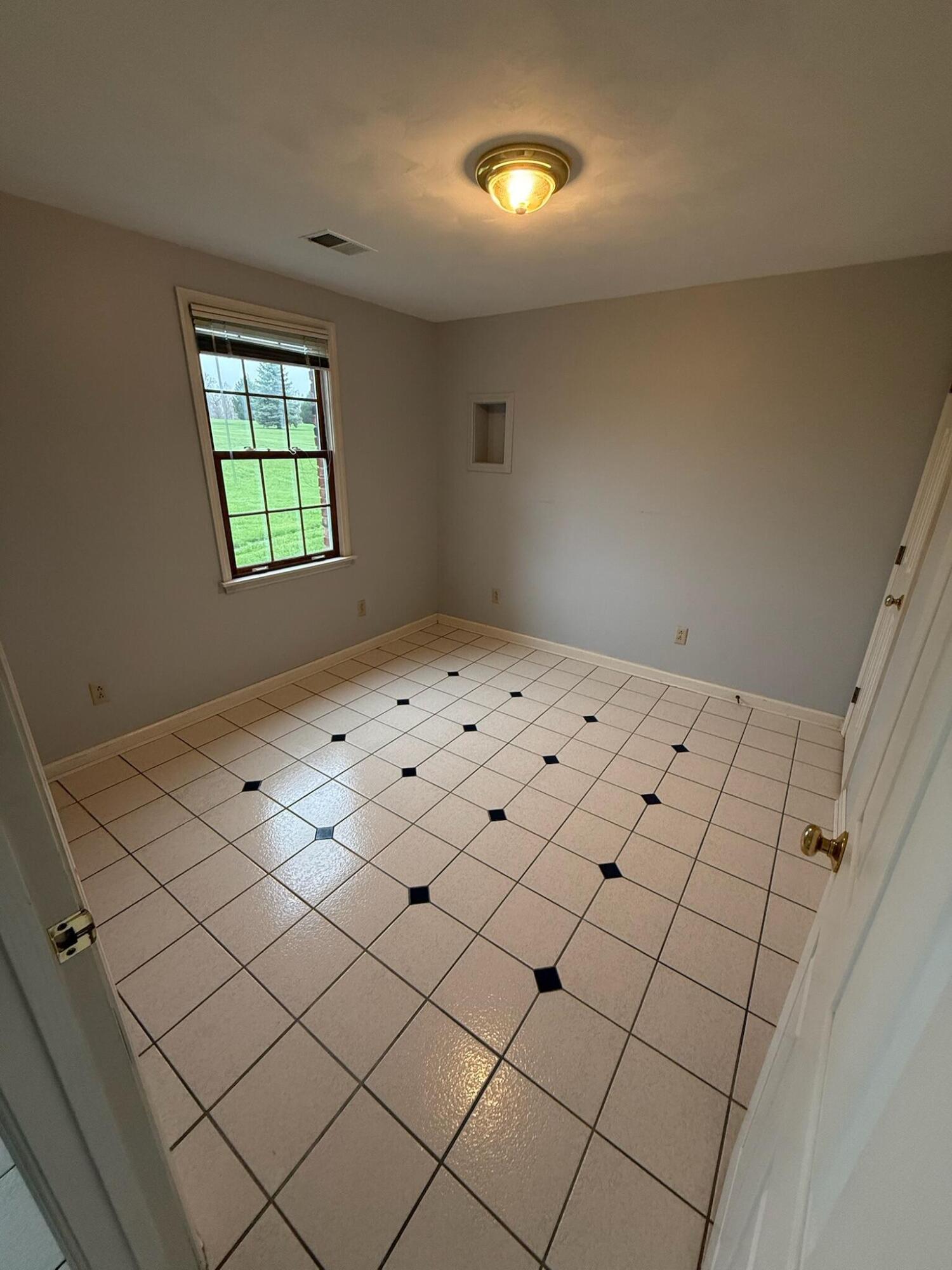 15433 Ramga Road, Wapakoneta, Ohio 45895