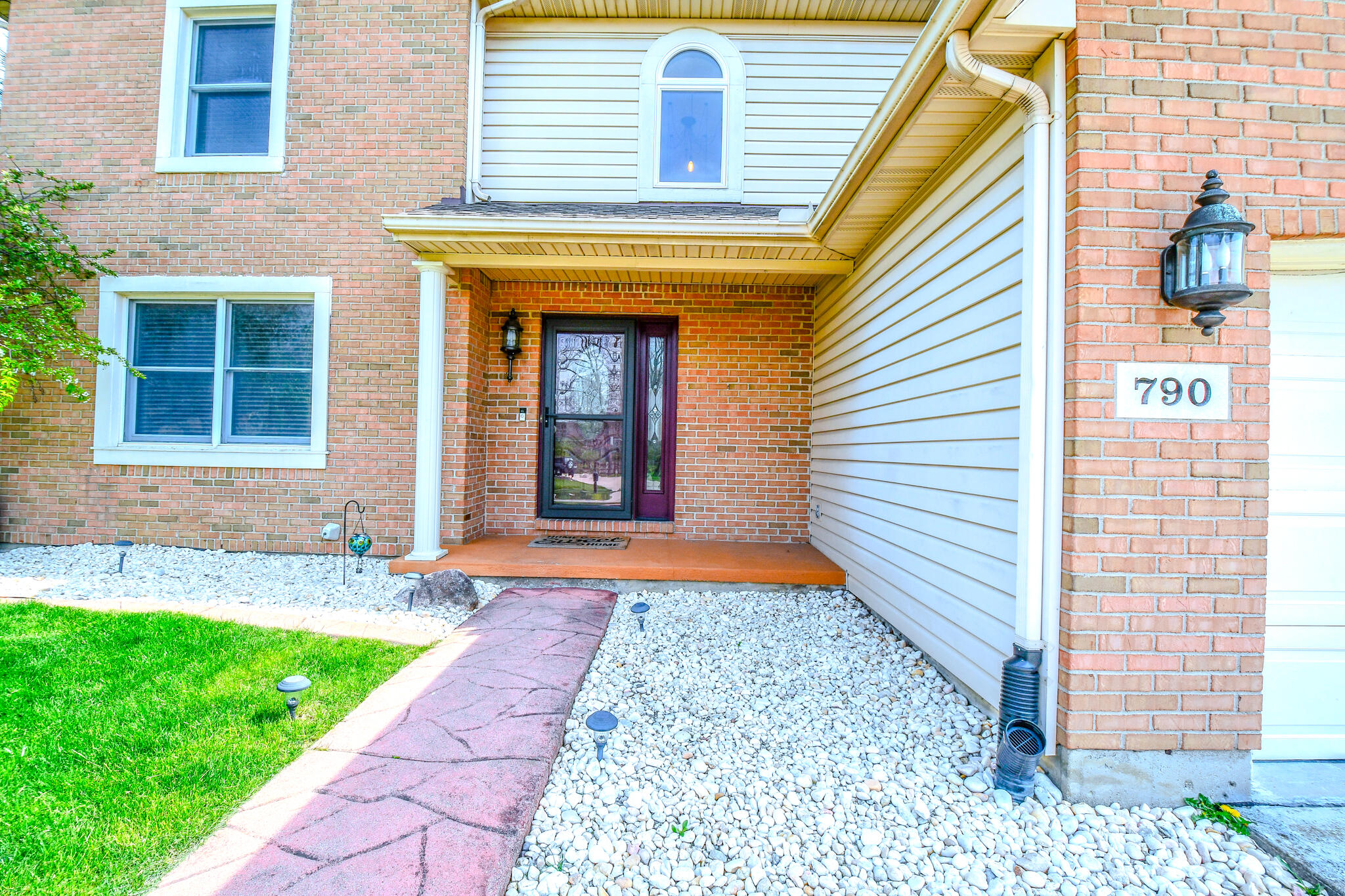 790 Chaucer Lane, Tipp City, Ohio 45371