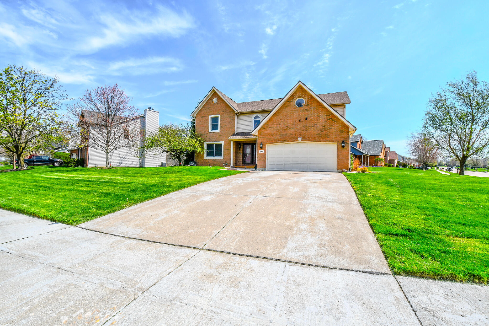 790 Chaucer Lane, Tipp City, Ohio 45371