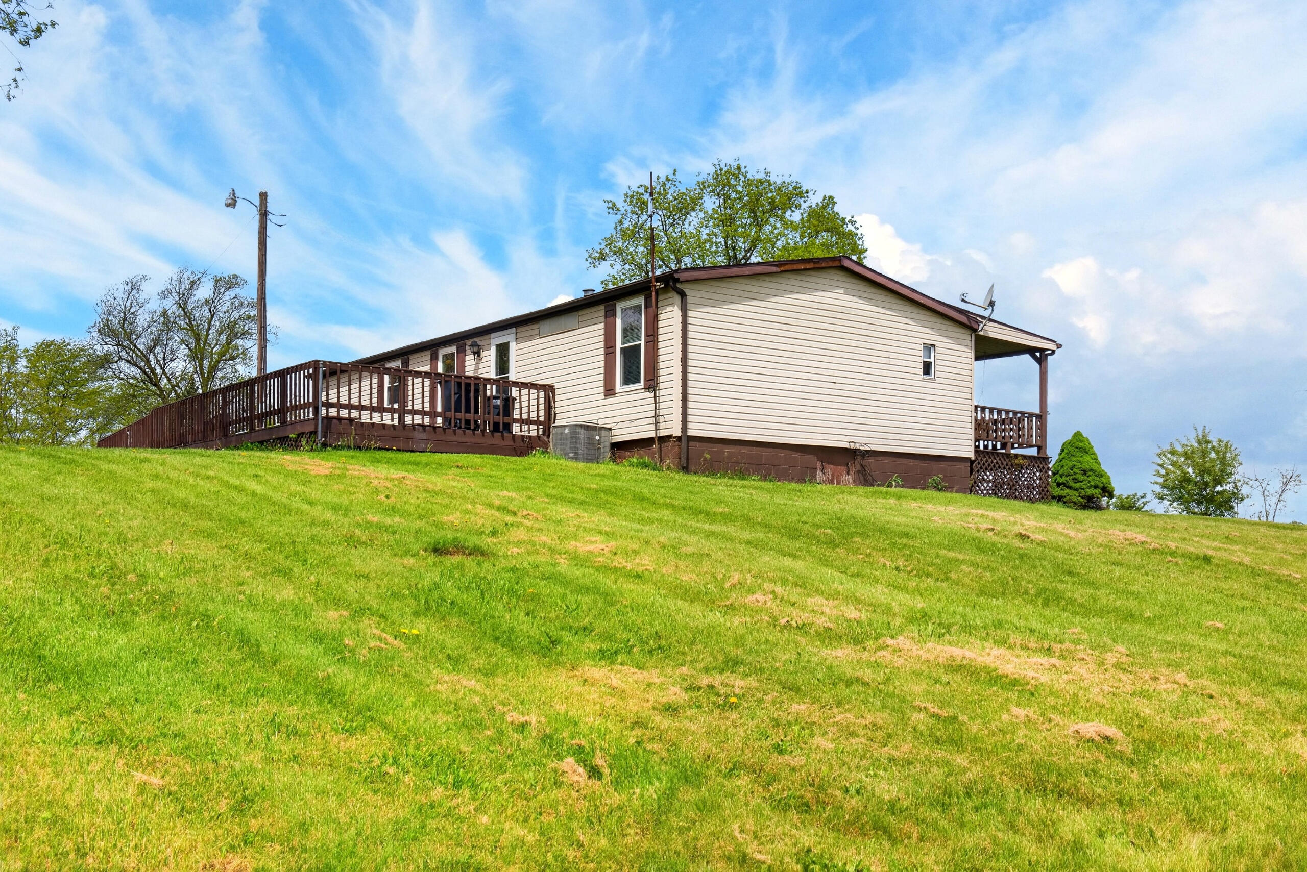 1810 TR 130, Harrod, Ohio 45850