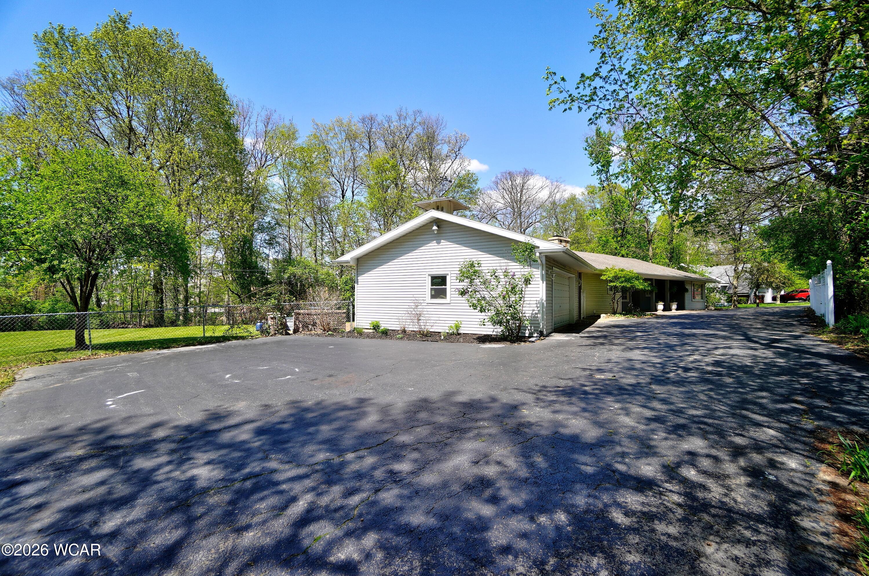 1822 Shawnee Road, Lima, Ohio