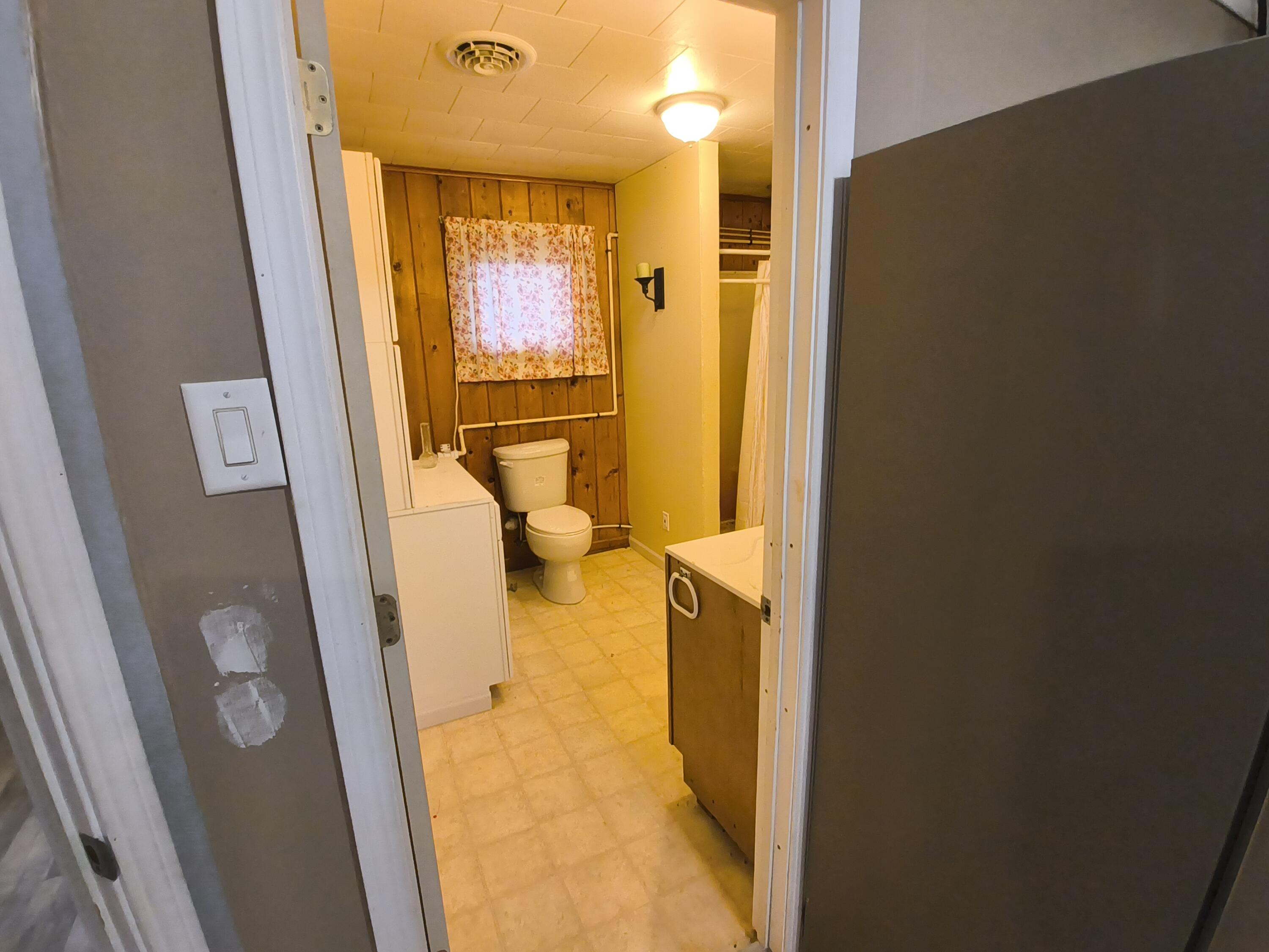 34 High Street, Montezuma, Ohio 45866